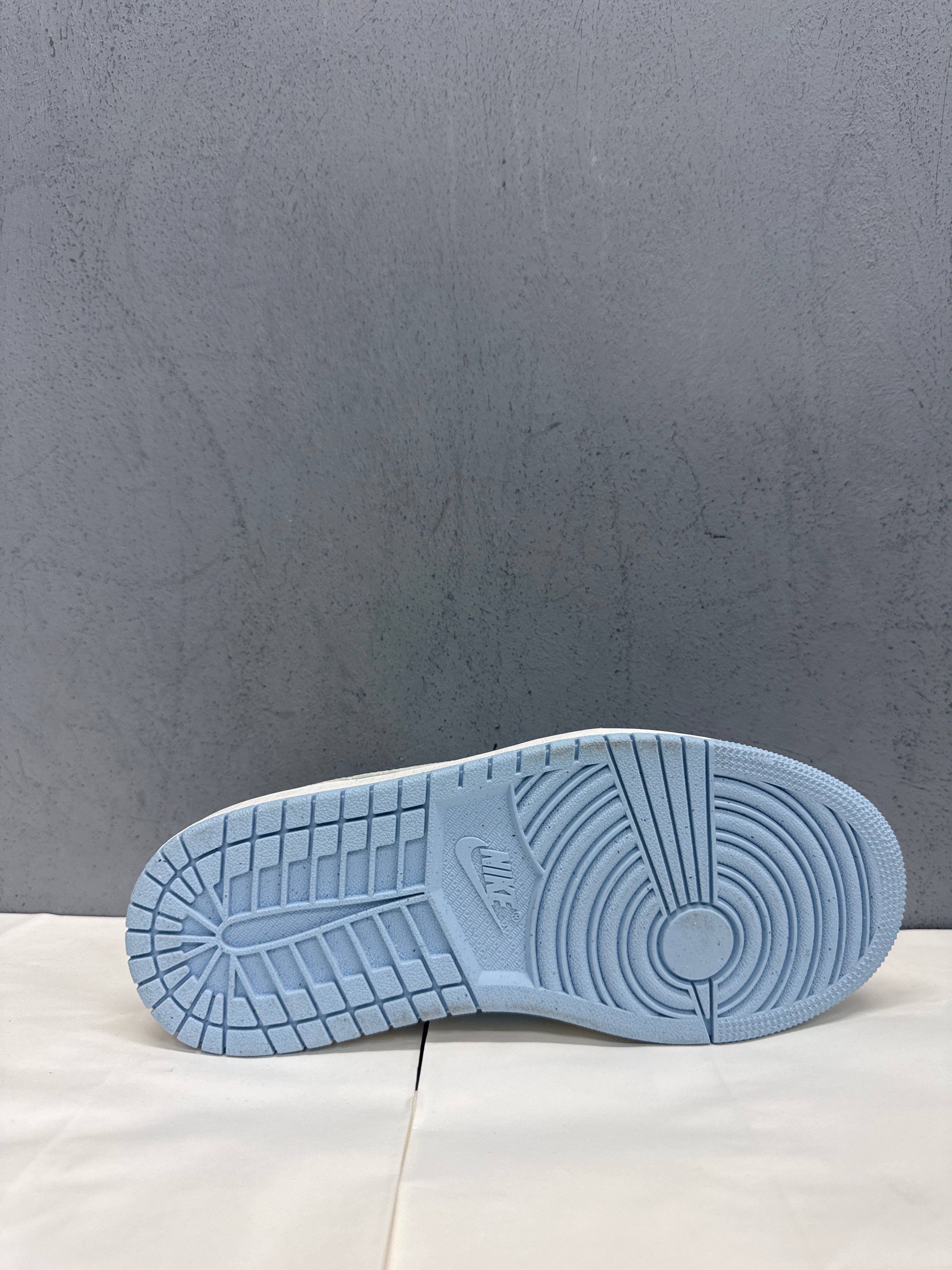 Used Jordan 1 Low Reverse Ice Blue Women's