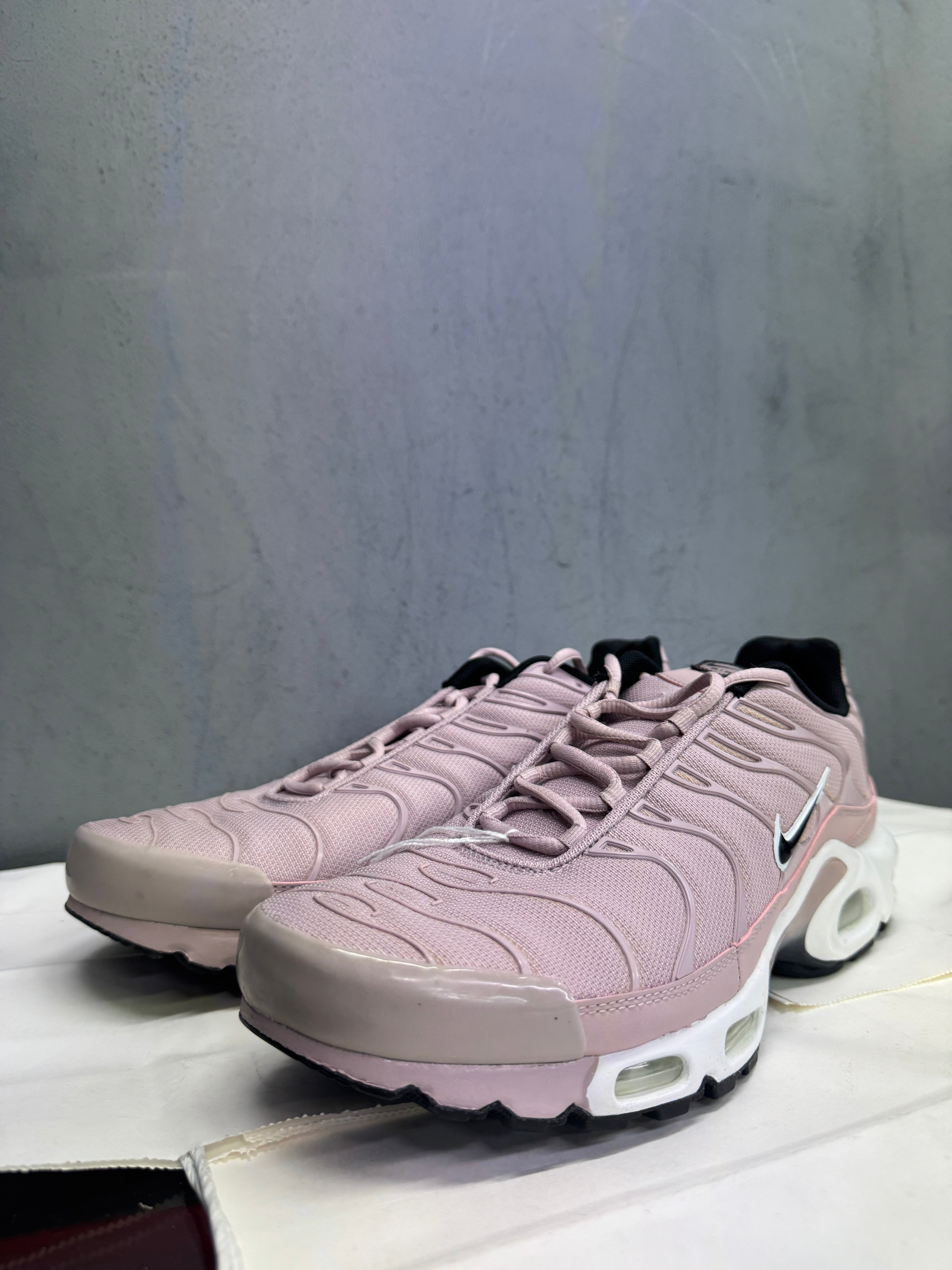 Used Nike Air Max Plus TN 'SE Taped'