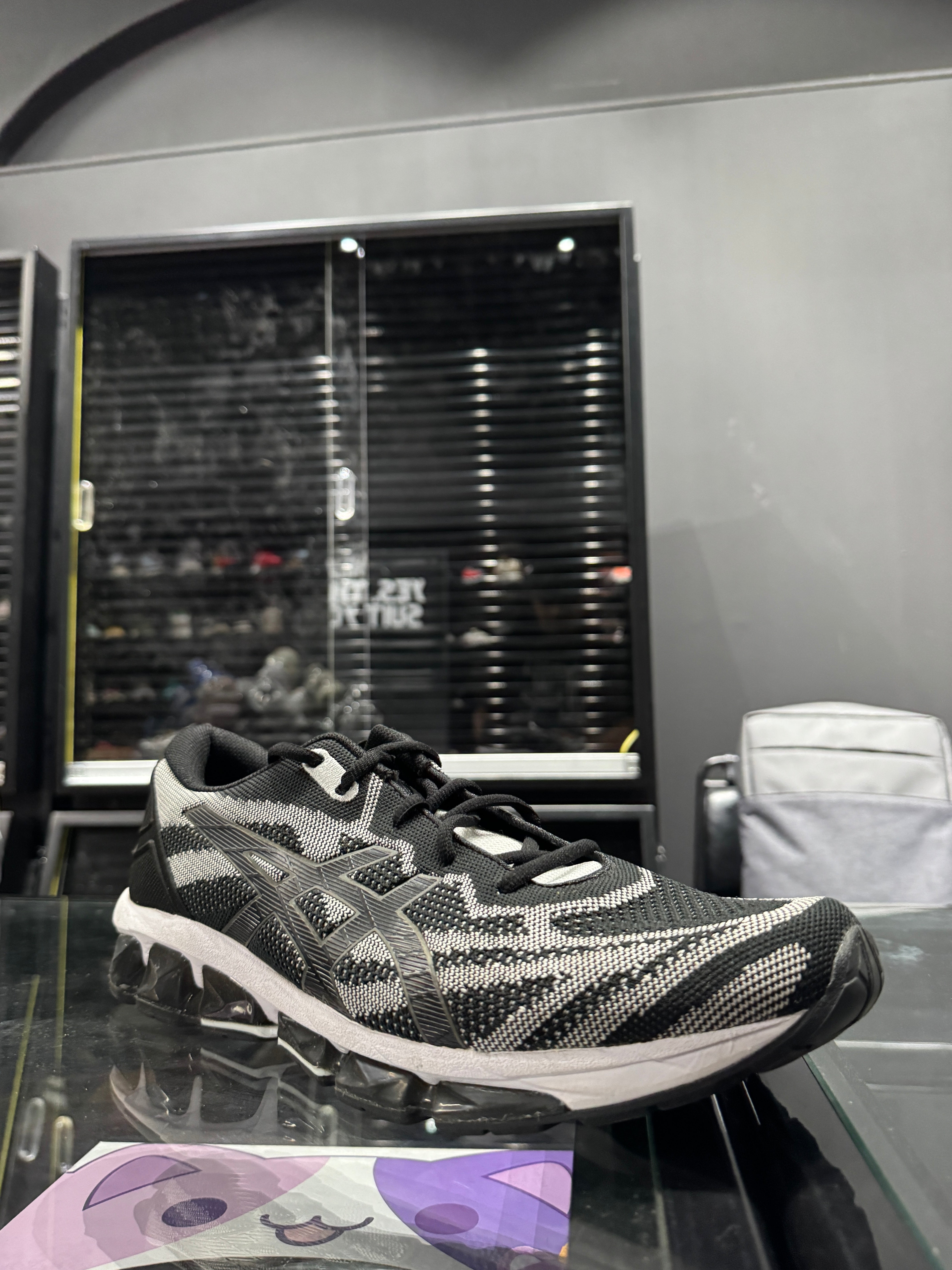 Used ASICS Gel-Quantum 360 VII White Black