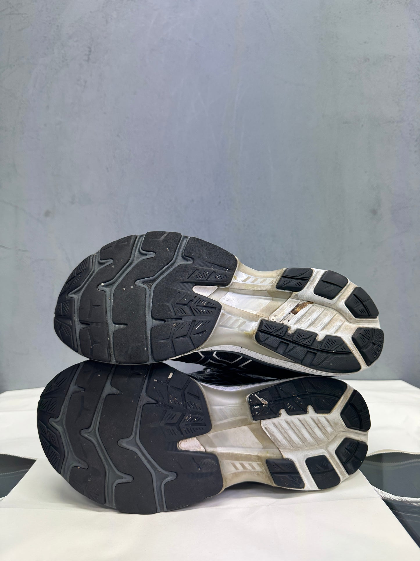 Used GEL-Kayano 27 White Pure-Silver Women's US Women's 10 - Men's 8.5