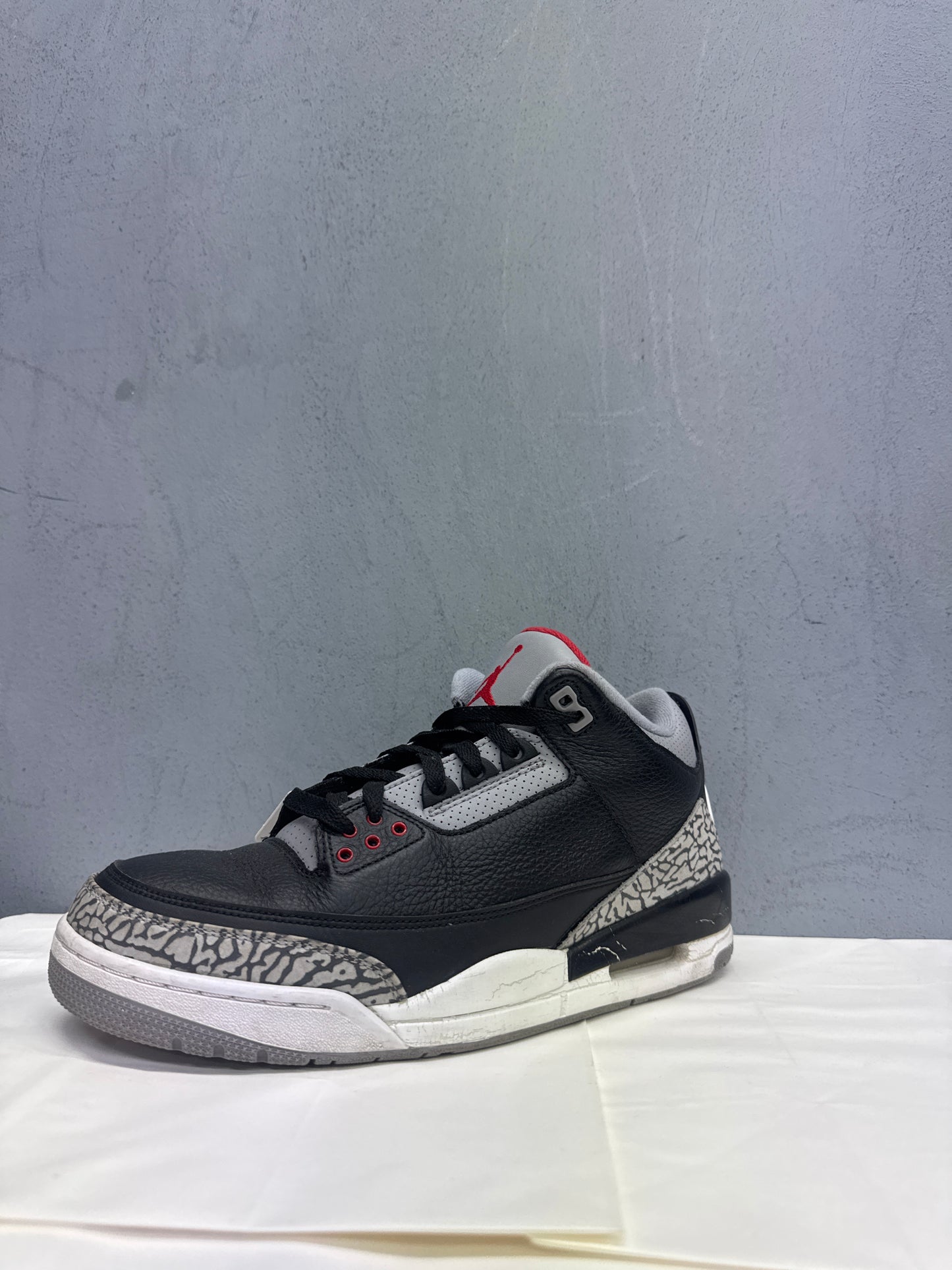 Used Jordan 3 Retro Black Cement (2018) mens-10-womens-11-5