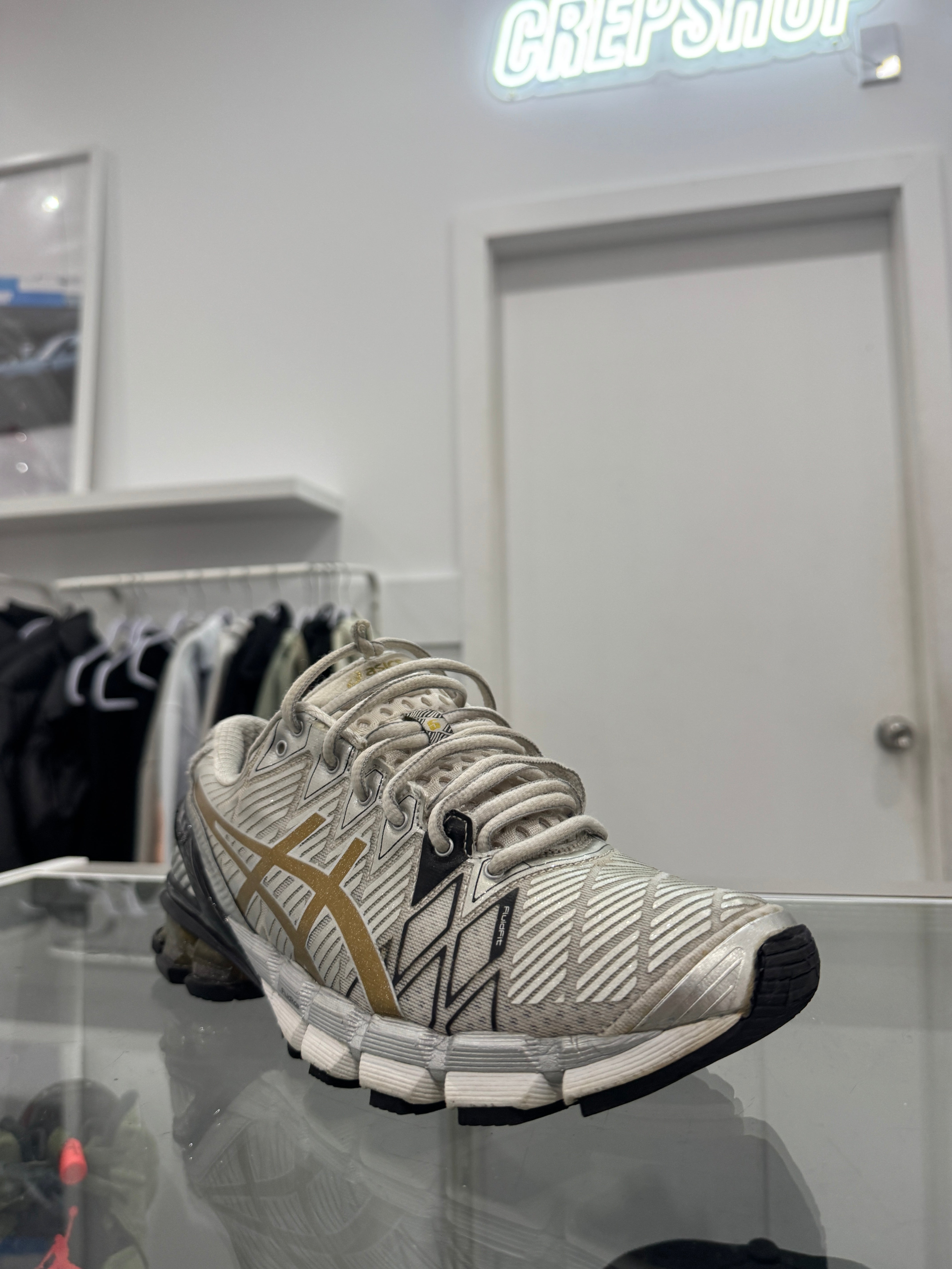 Used ASICS GEL-Kinsei 5 White Black Gold