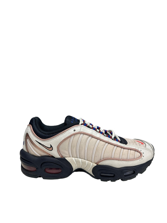 Used Tailwind 4 Sail Black US Men's 10 - Women's 11.5