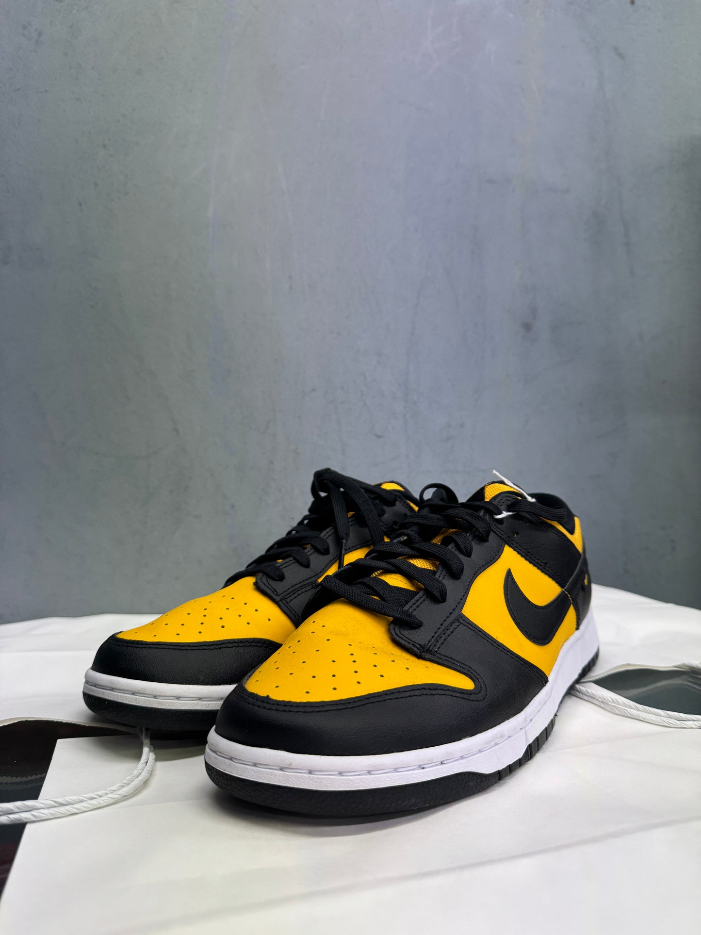 Used Dunk Low Reverse Goldenrod US Men's 12 - Women's 13.5