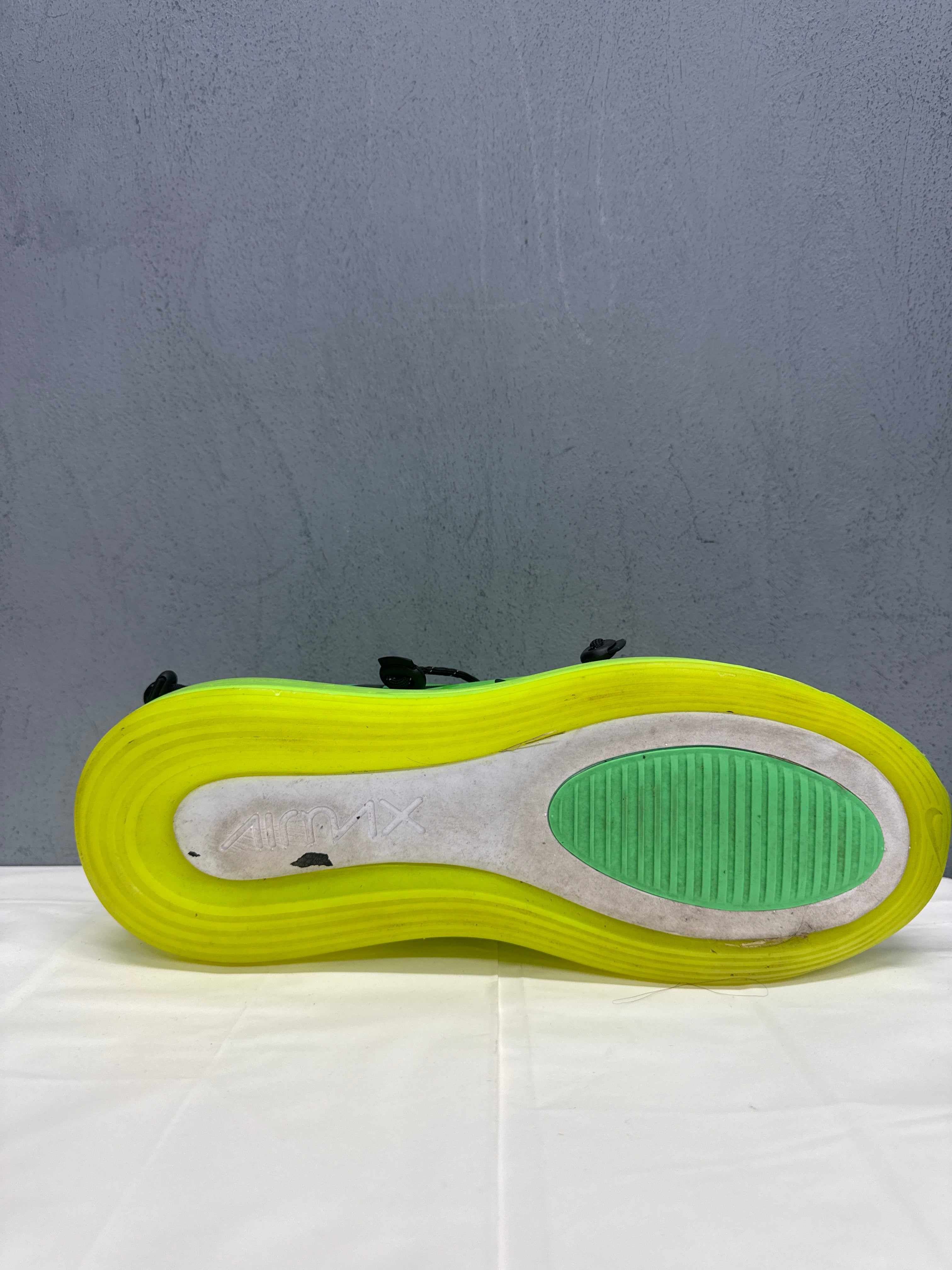 Used Air Max 720