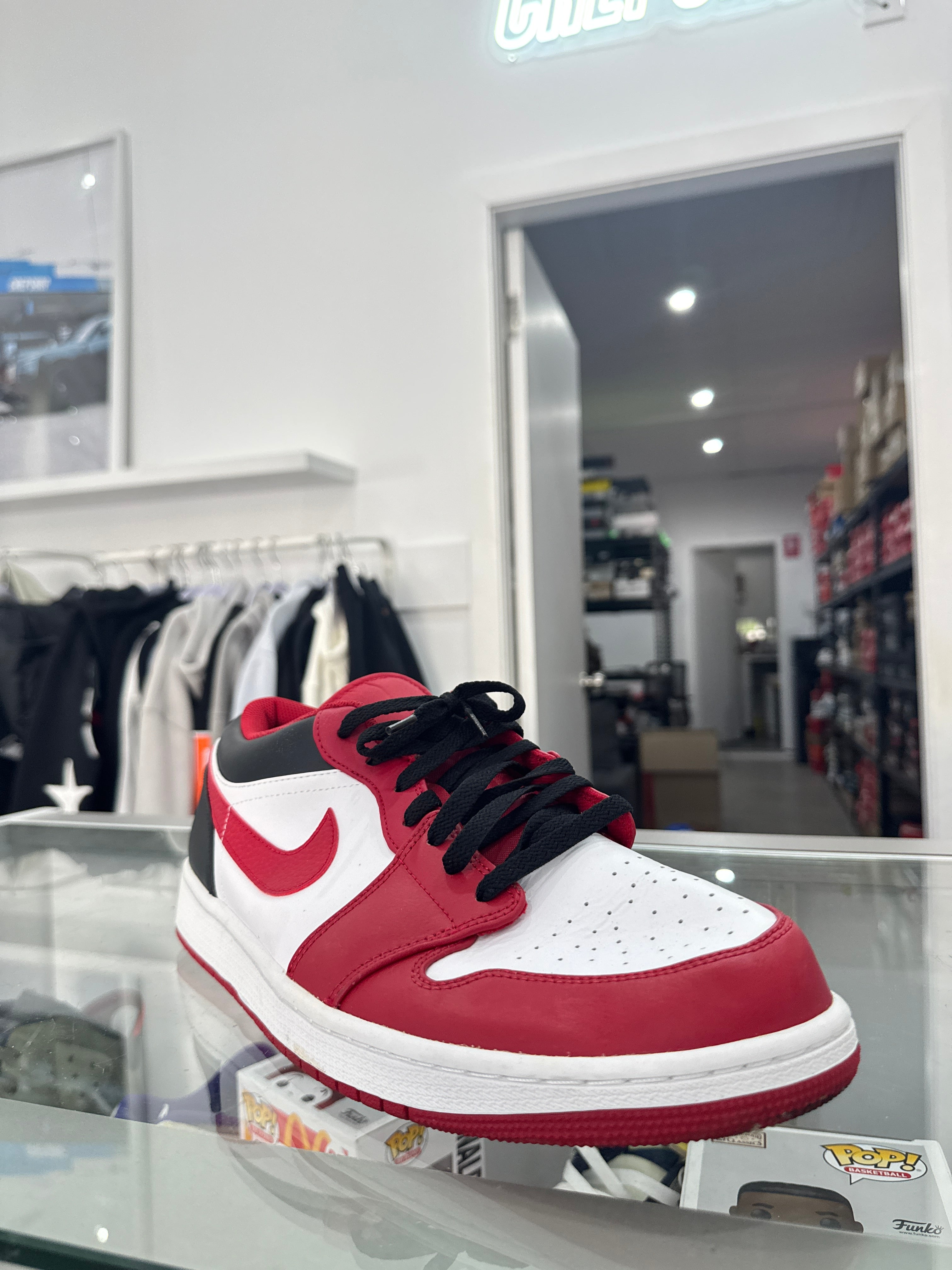 Used Jordan 1 Low 'White/Red/Black'
