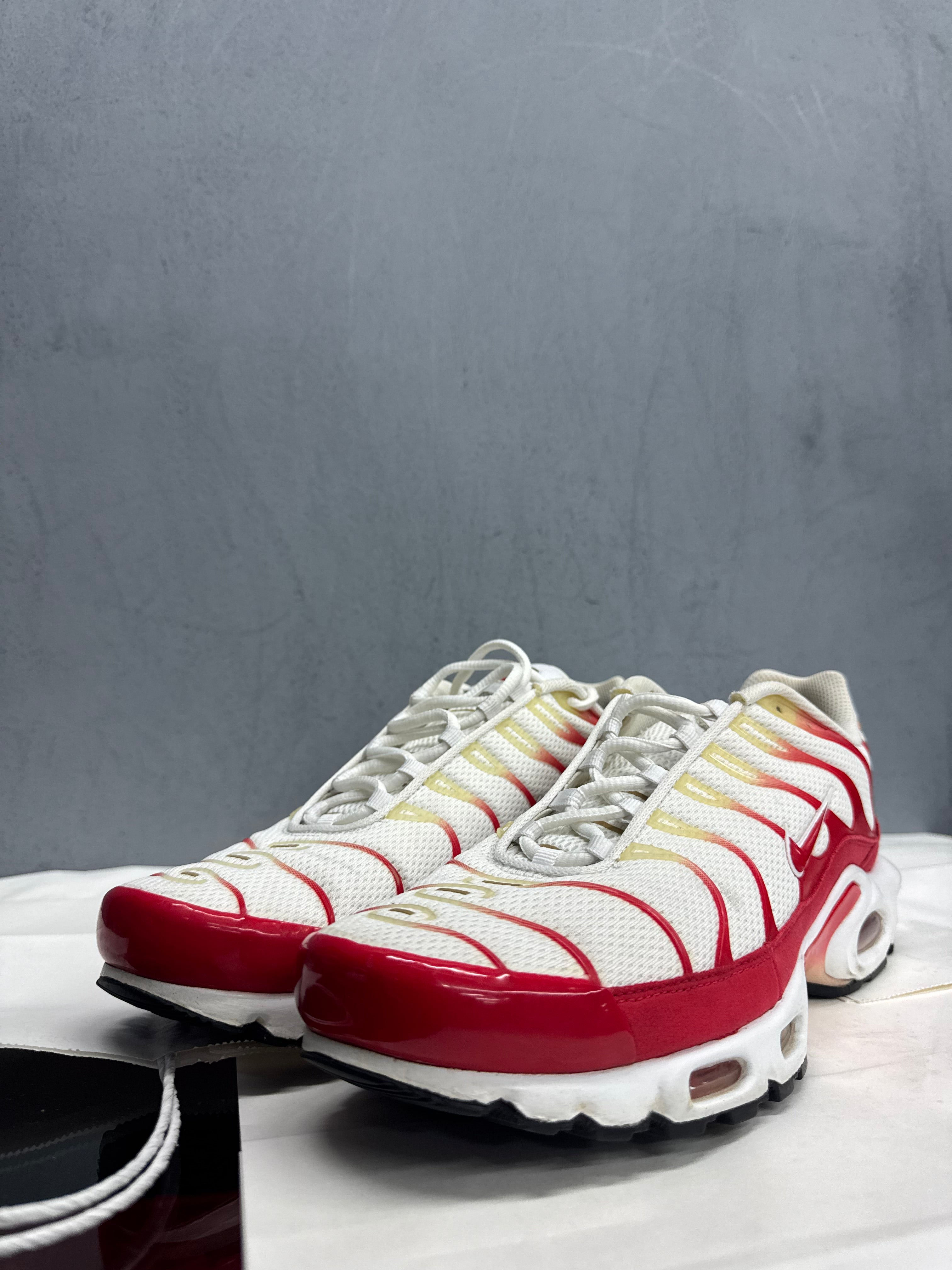 Used Nike Air Max Plus TN 'Arsenal'