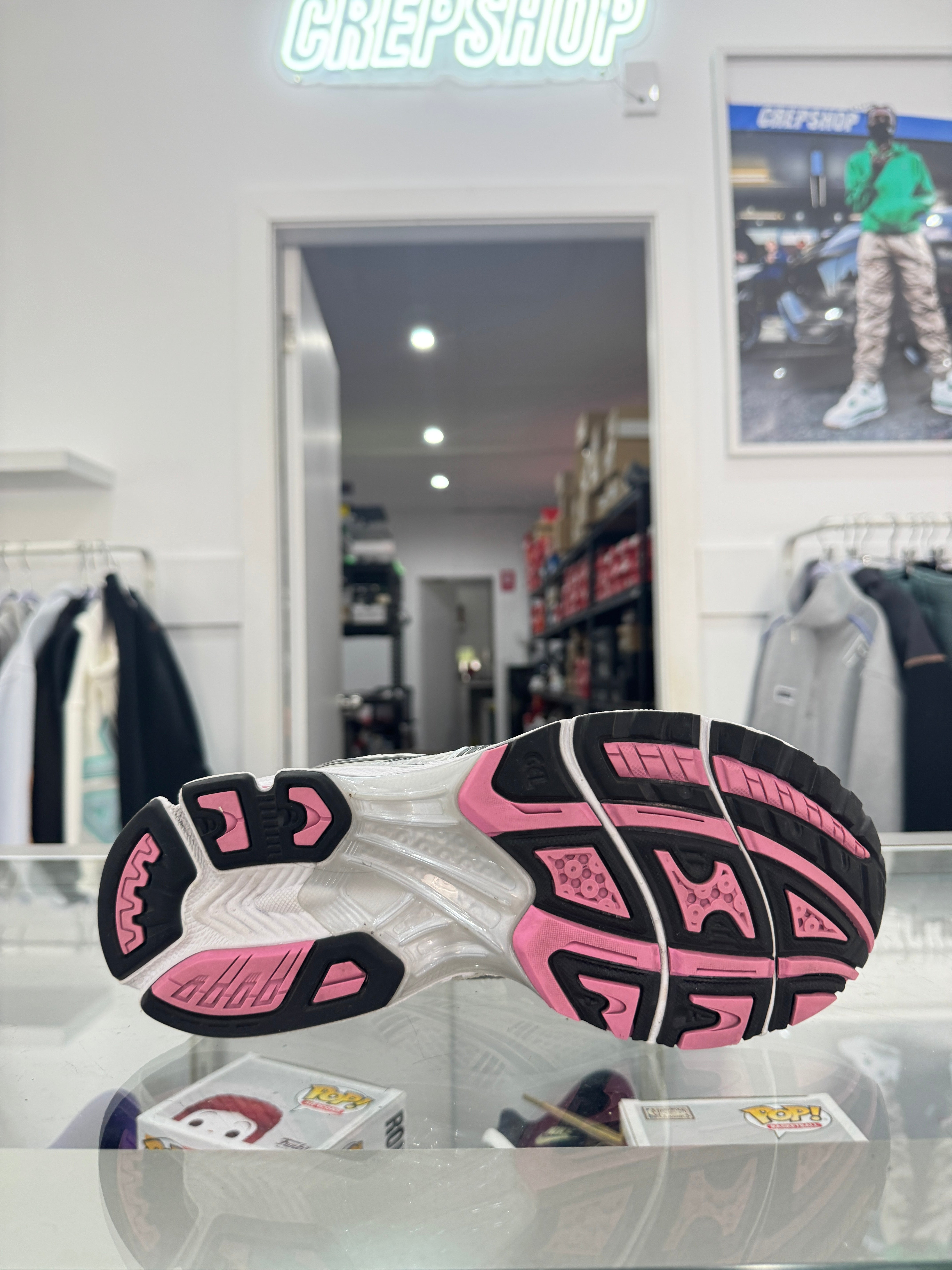 Used ASICS Gel Kayano 14 'Sweet Pink'