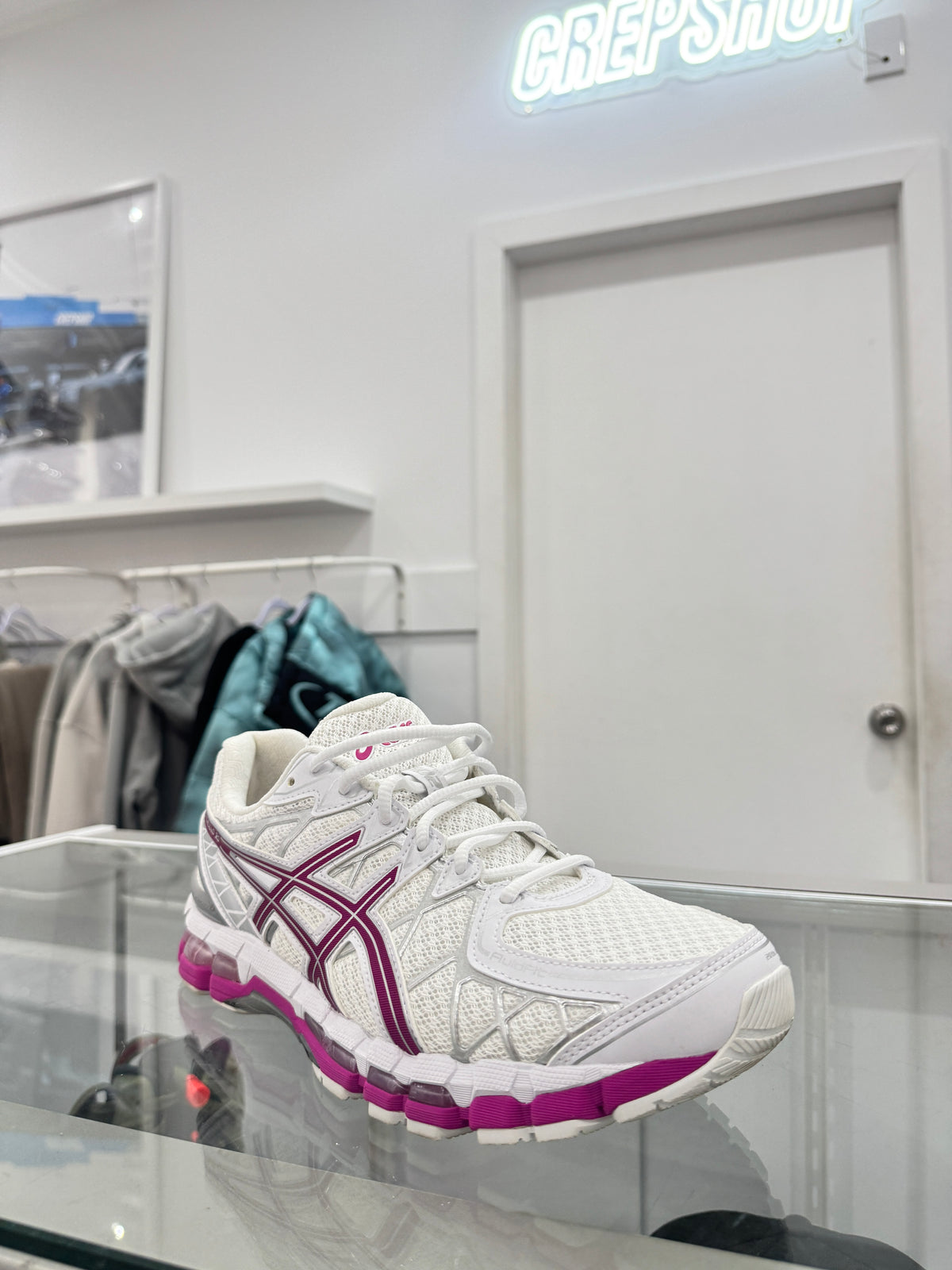 Used ASICS GEL-Kayano 20 Raspberry