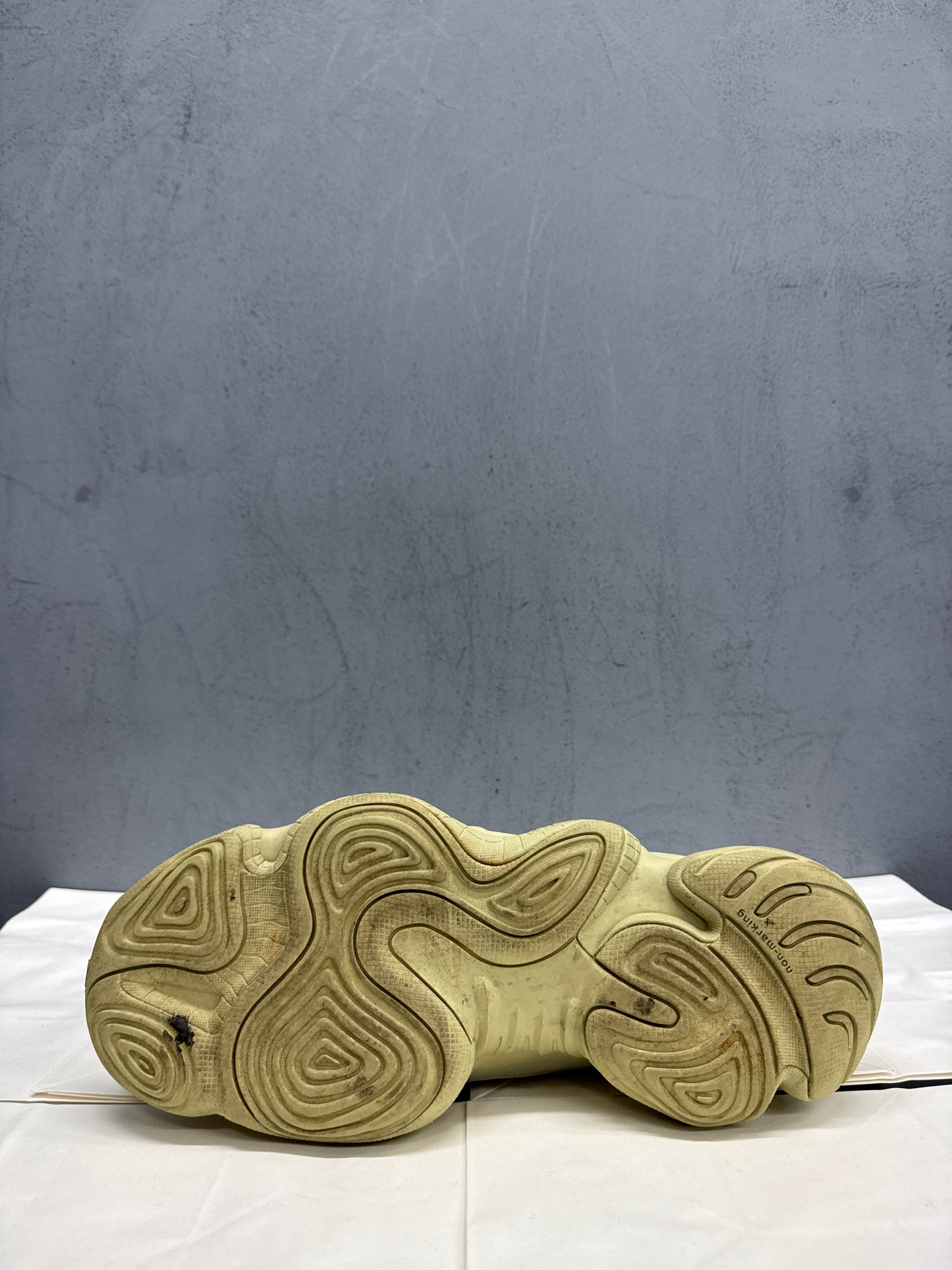 Used Yeezy 500 Sumoye US Men's 10.5 - Women's 12