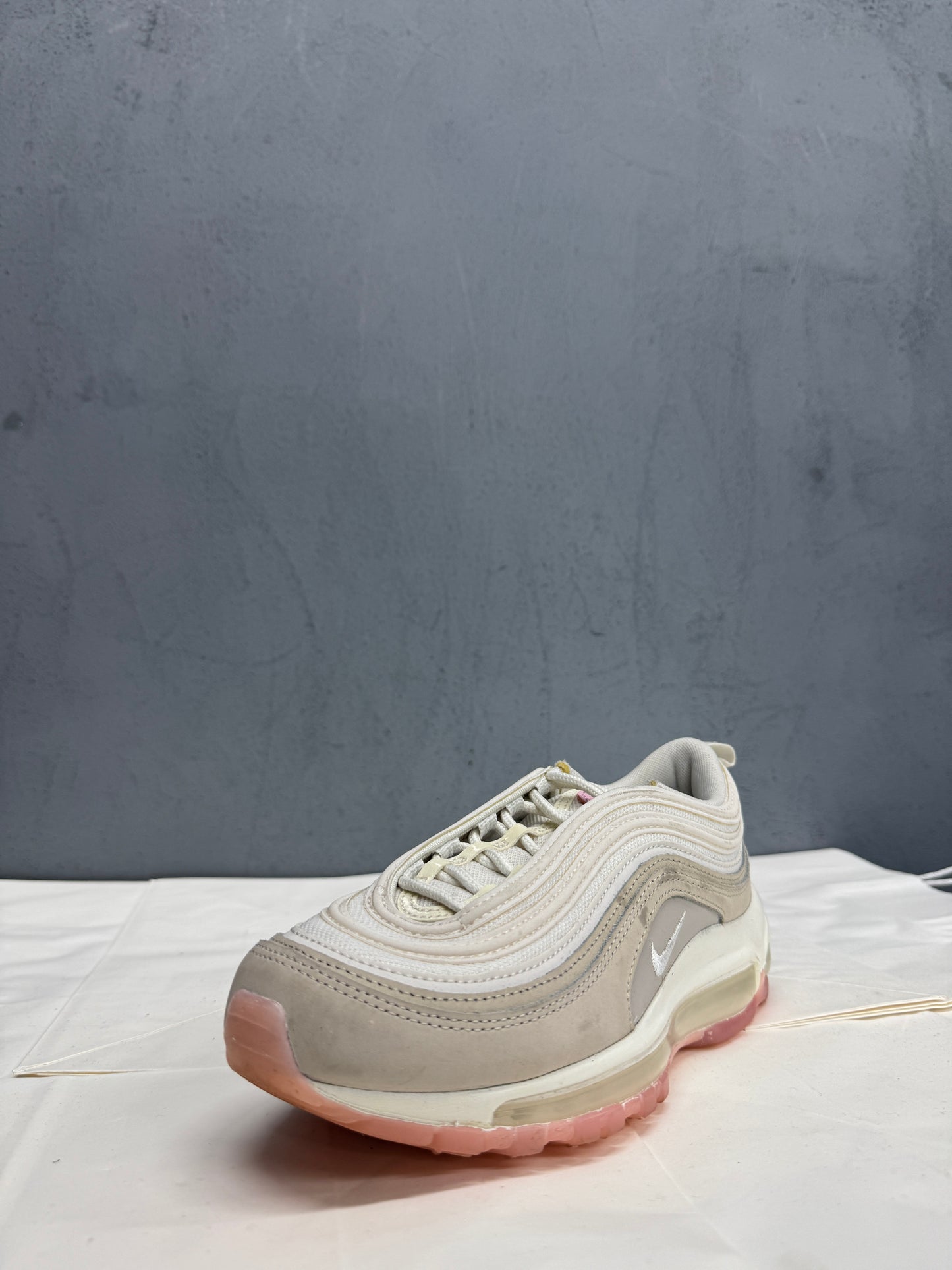 Used Air Max 97 Summit White Rose Women's US Women's 6 - Men's 4.5