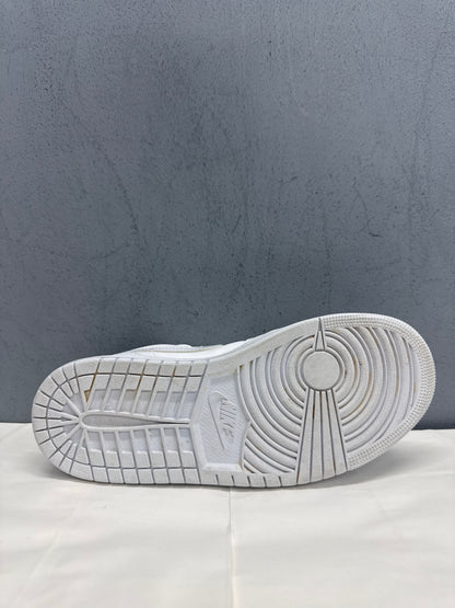 Used Air Jordan 1 Low Triple White Women's US Women's 8 - Men's 6.5