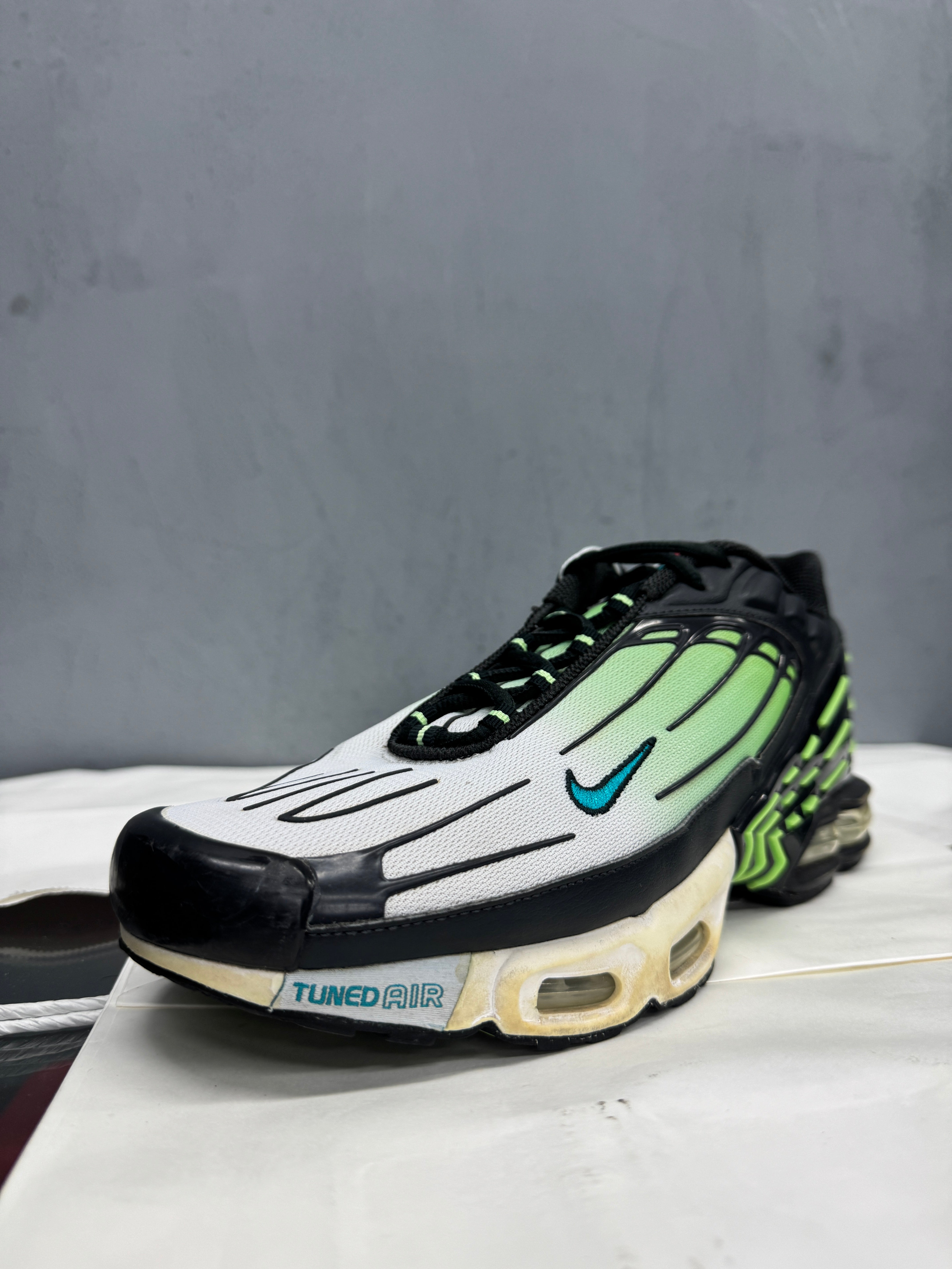 Used Nike Air Max Plus TN 3 'Off Noir Lime Glow'