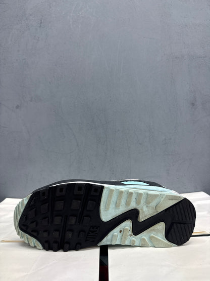 Used Air Max 90 Light Pumice Smoke Grey US Men's 9 - Women's 10.5