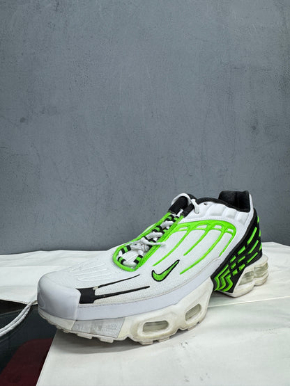 Used TN 3 Triple White Custom Green Black