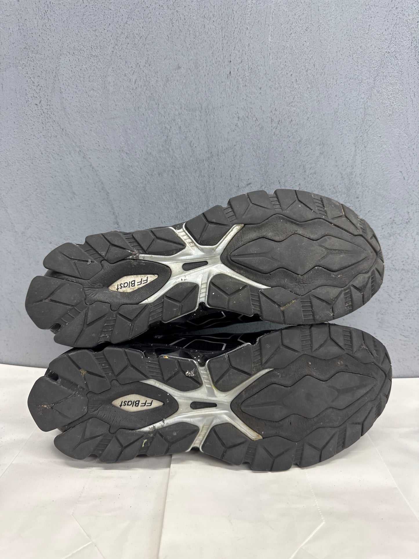 Used GEL-Quantum 360 Vii Black US Men's 10 - Women's 11.5