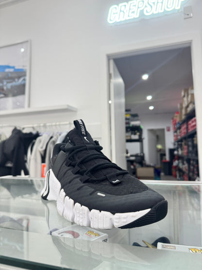 Used Nike Metcon 'Black/White'