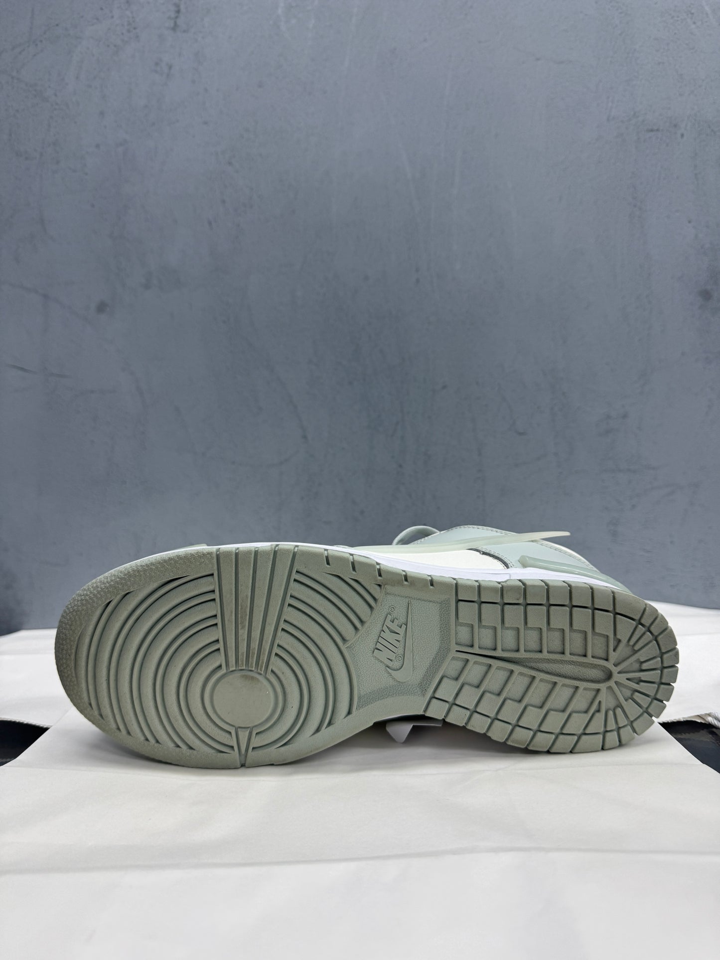 Used Dunk Disrupt Green White Women's US Women's 10 - Men's 8.5