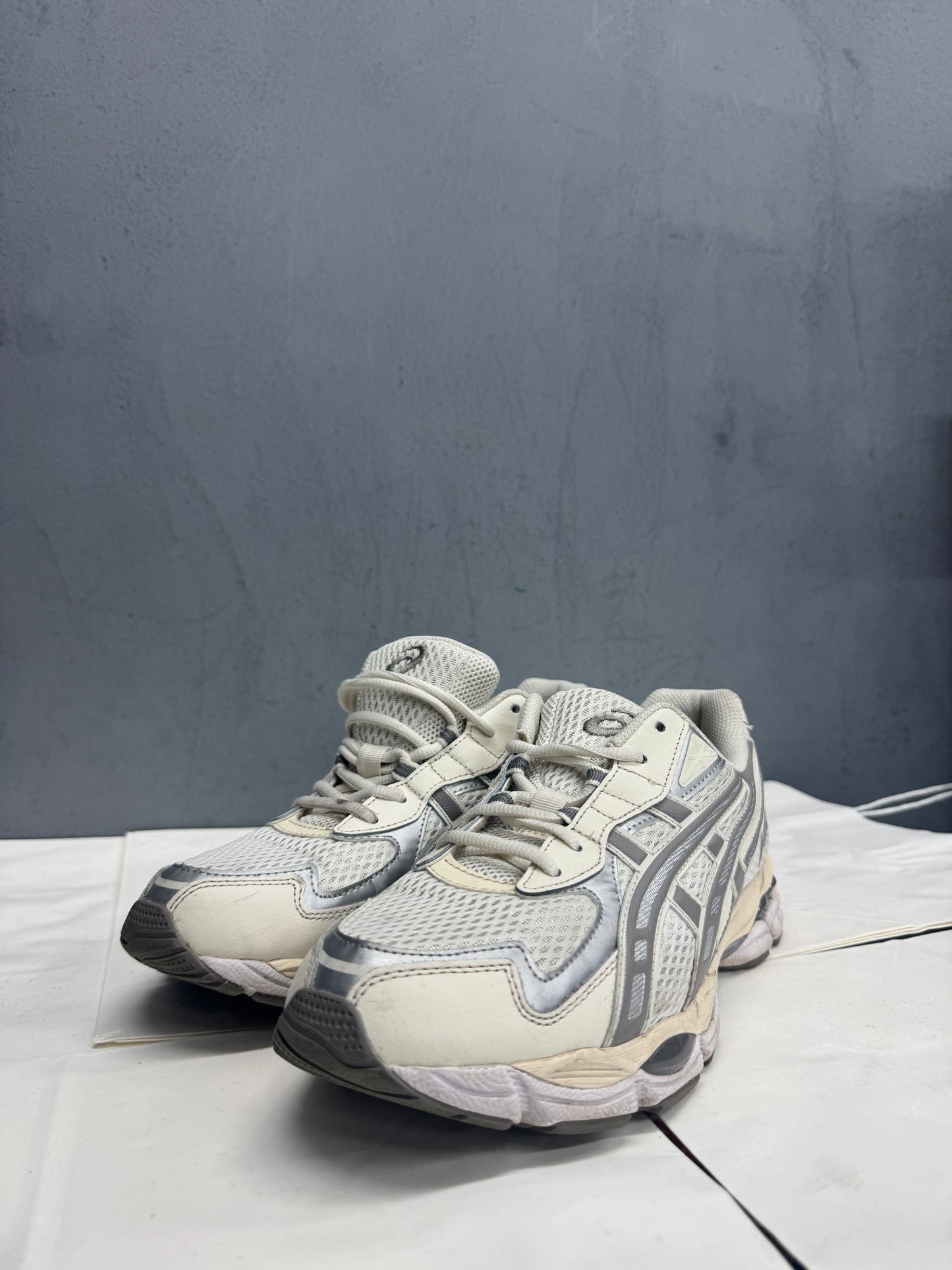 Used GEL-NYC 2055 Cream Steeple Grey US Men's 9 - Women's 10.5