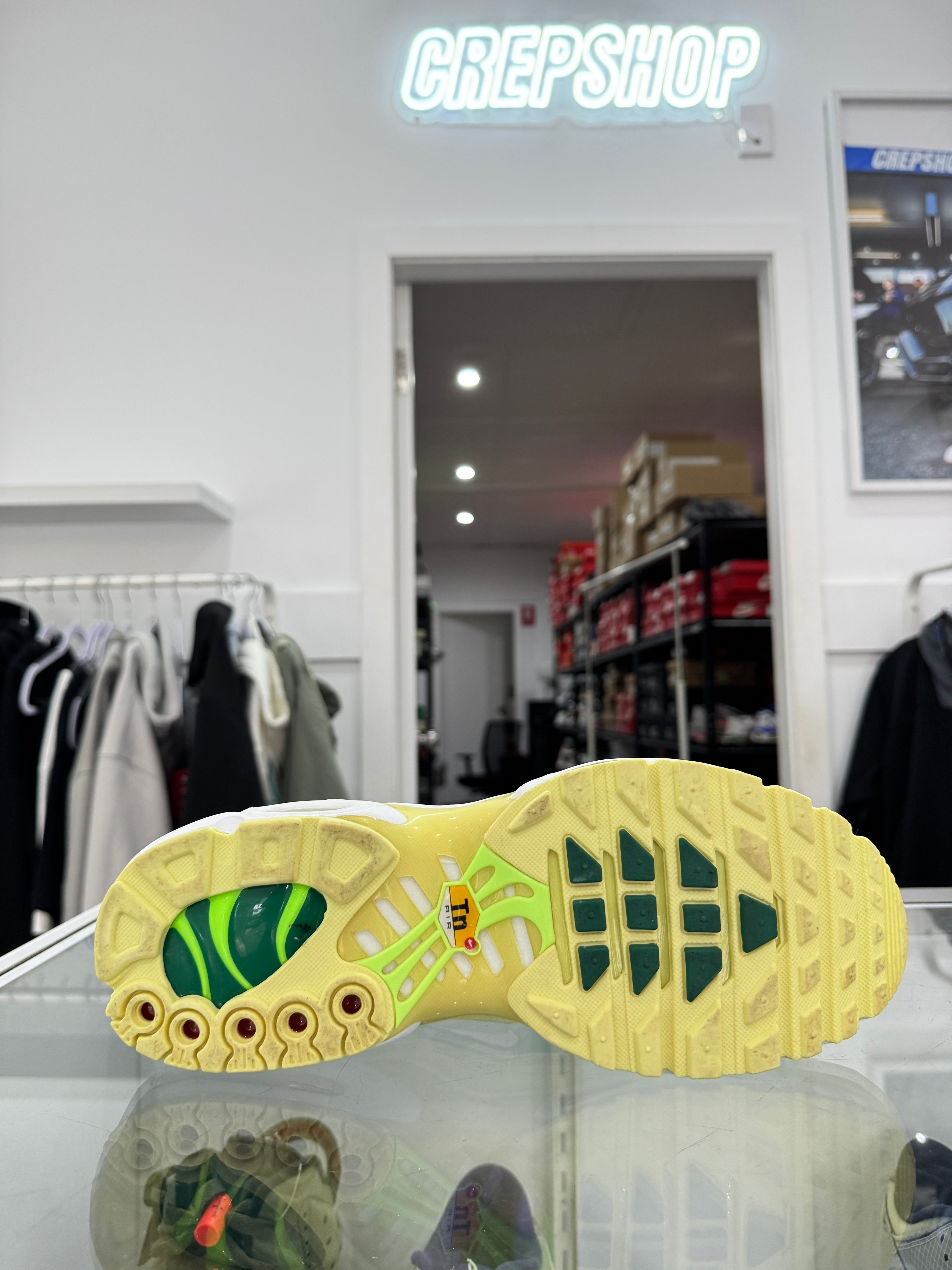 Used Mens Nike Air Max TN Lemon Lime