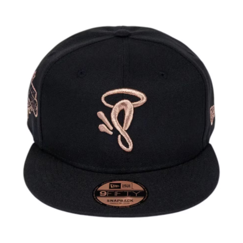 SYNA X NEW ERA 9FIFTY SNAPBACK CAP - BLACK/ROSE GOLD