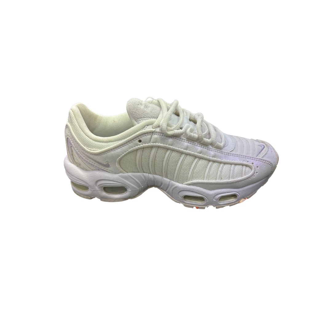 Used Tailwind 4 Barely Grape 7-w