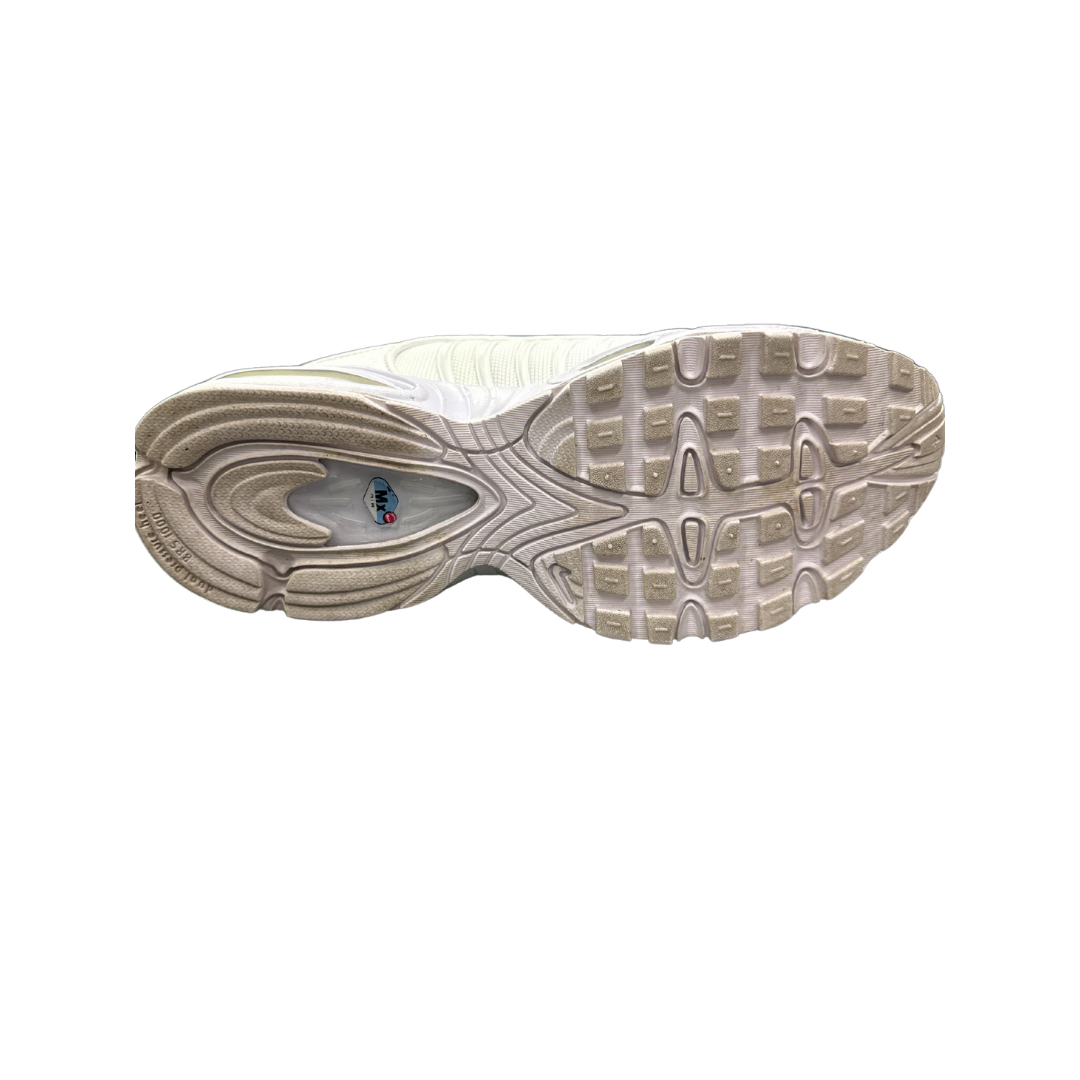 Used Tailwind 4 Barely Grape 7-w