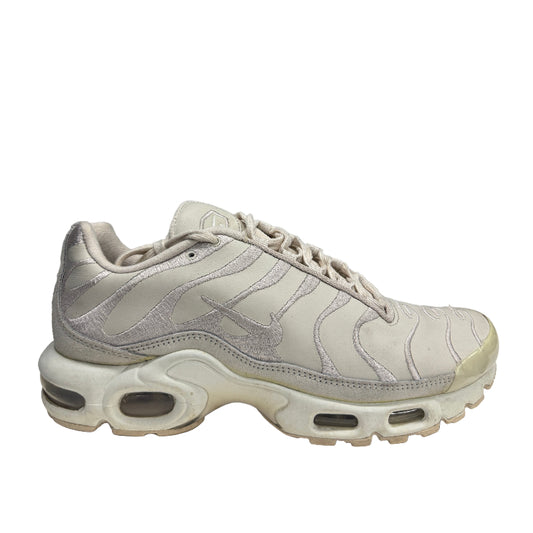 Used TN Light Orewood Brown Women's US Women's 8 - Men's 6.5