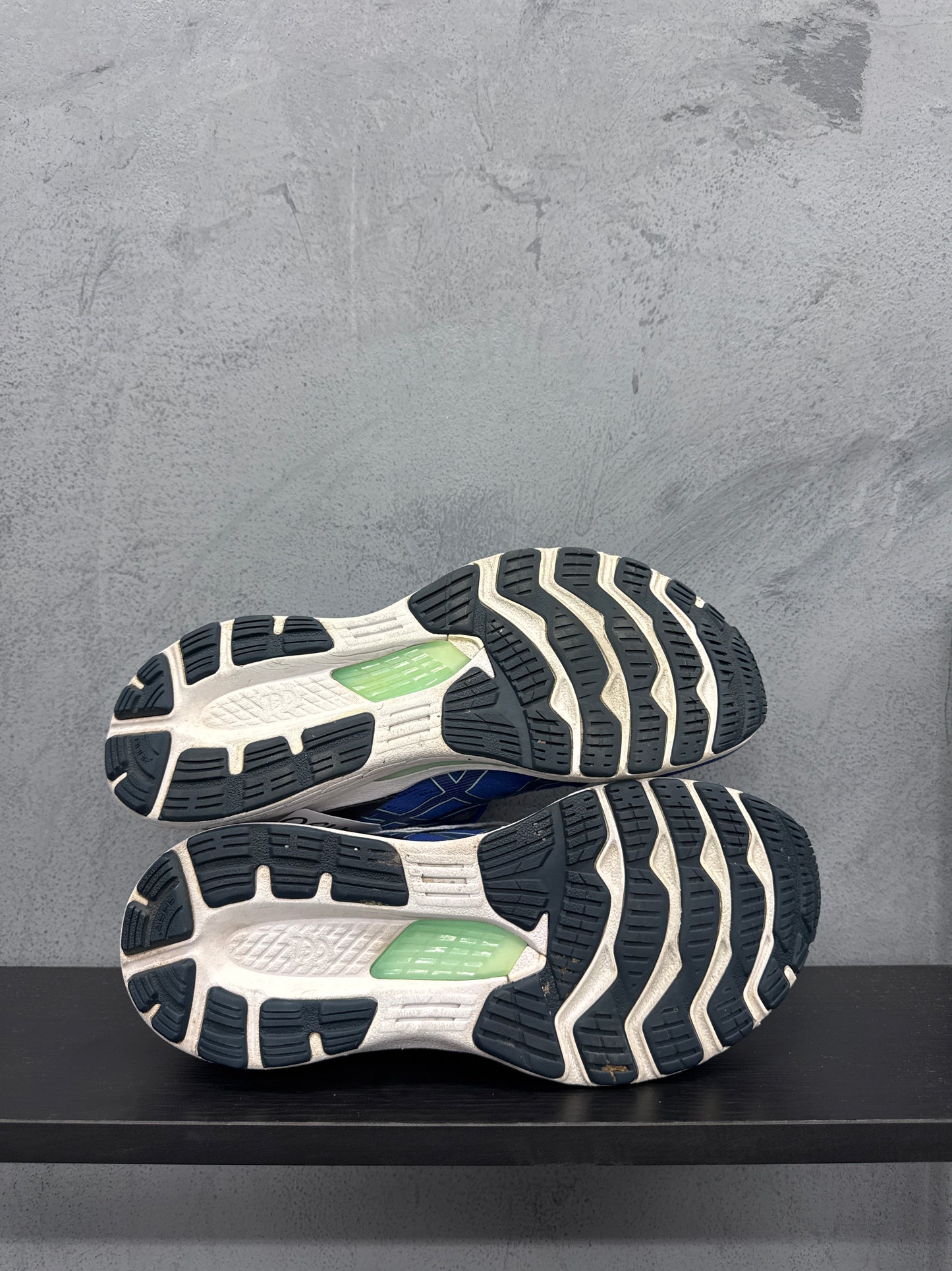 Used GEL-Kayano 28 Blue White Women's US Women's 10 - Men's 8.5