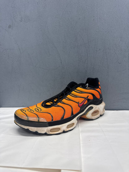 Used AIR MAX PLUS 'SUNSET 2014' mens-8-5-womens-7