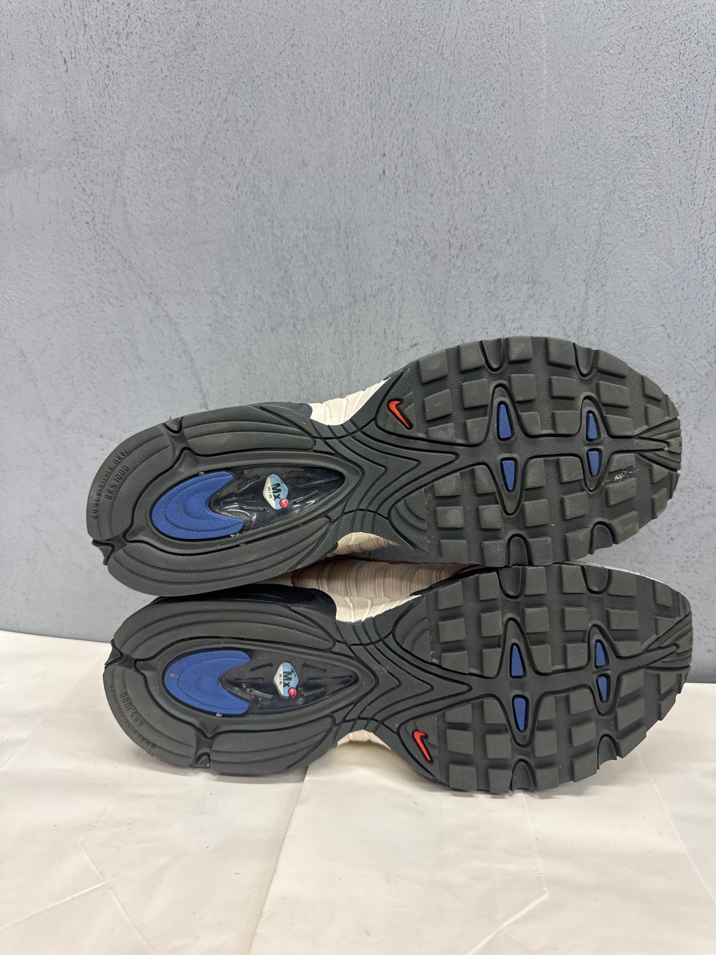 Used Tailwind 4 Sail Black US Men's 10 - Women's 11.5