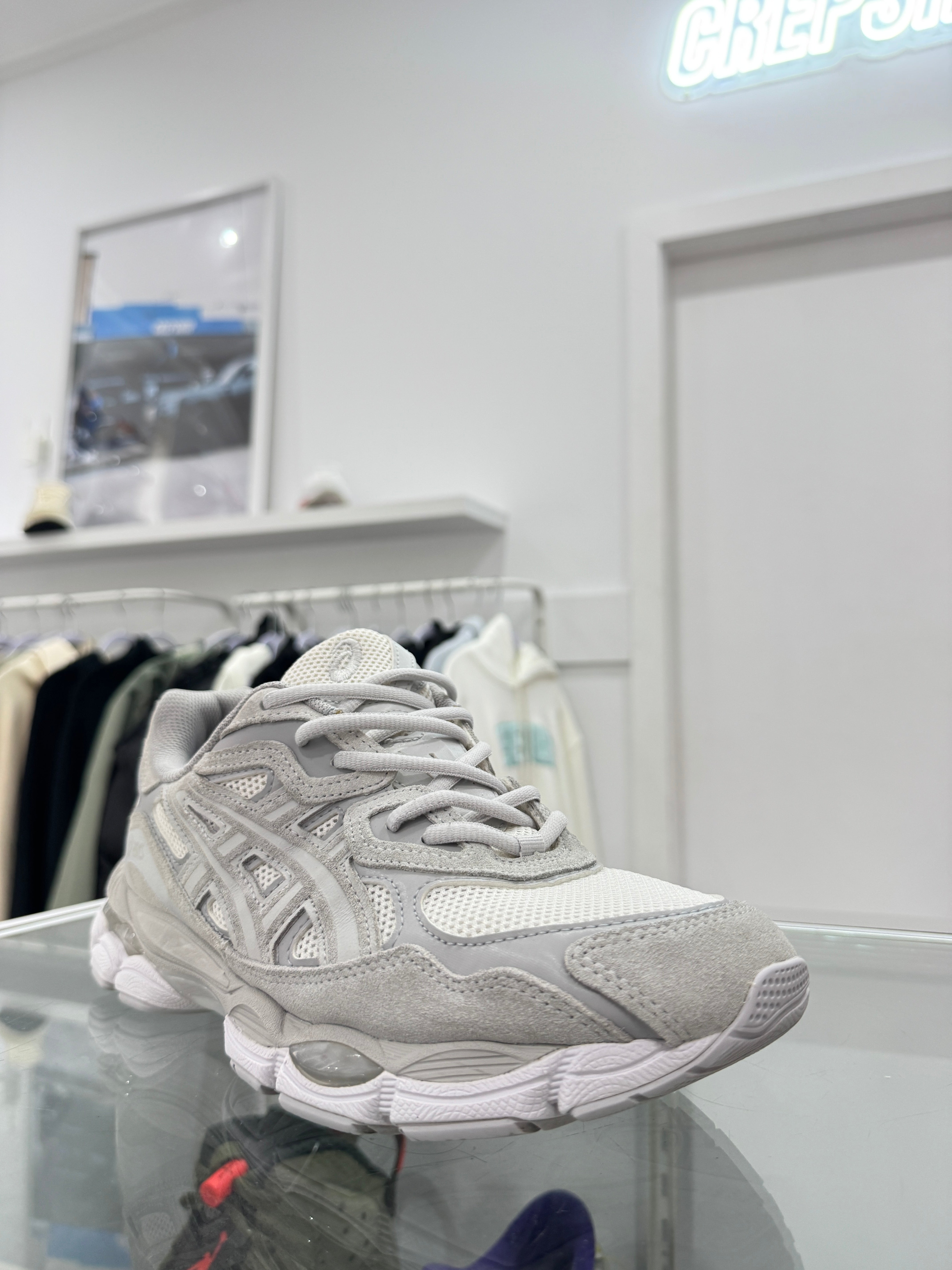 Used ASICS Gel-NYC Cream Cloud Grey