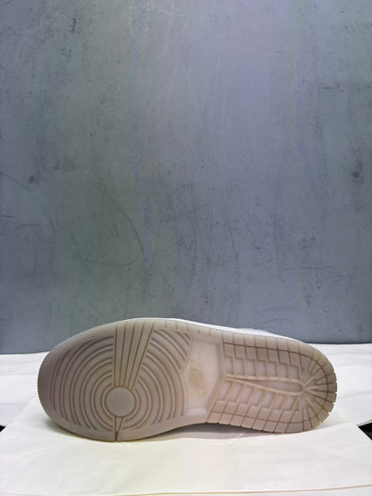 Used Jordan 1 Mid Wolf Grey Aluminium Women's Multiple Sizes