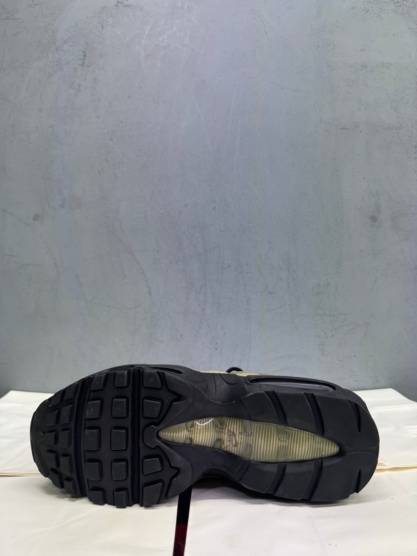 Used Air Max 95 Dark Green US Men's 8 - Women's 9.5