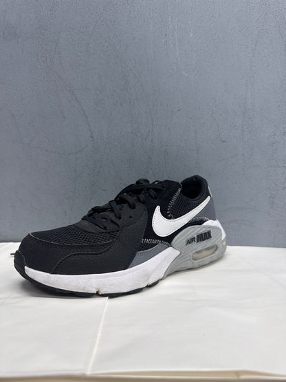 Used Air Max Excee Black White Cool Grey US Men's 7 - Women's 8.5