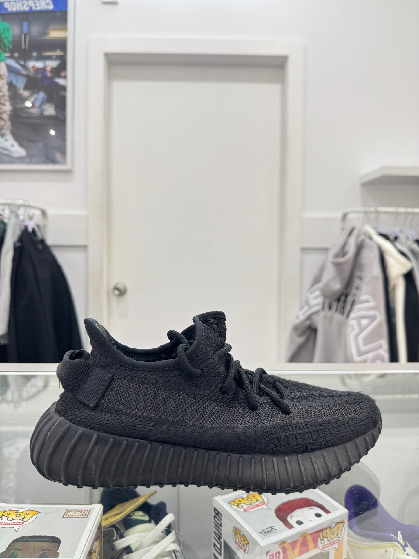 Used Yeezy 350 Onyx Multiple Sizes