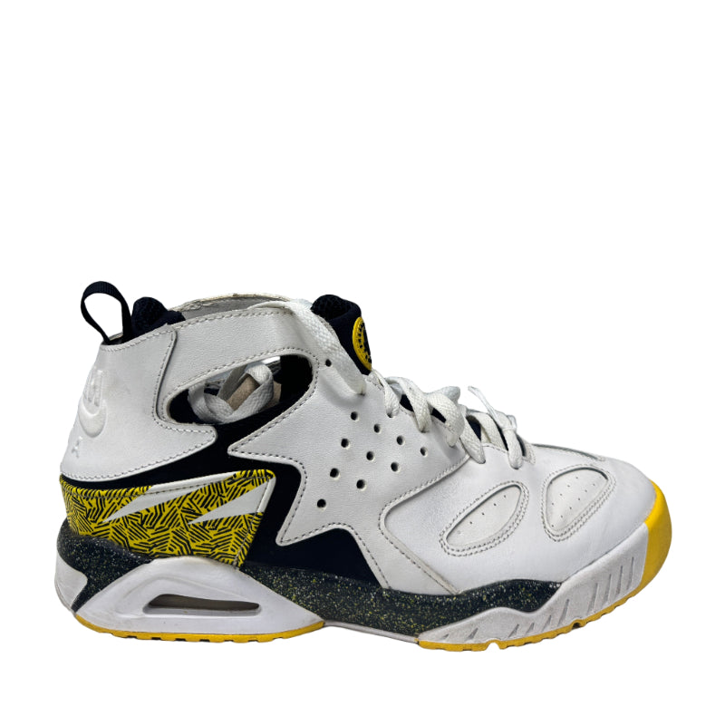 Used Air Tech Challenge Huarache White Tour Yellow US Men's 10 - Women's 11.5