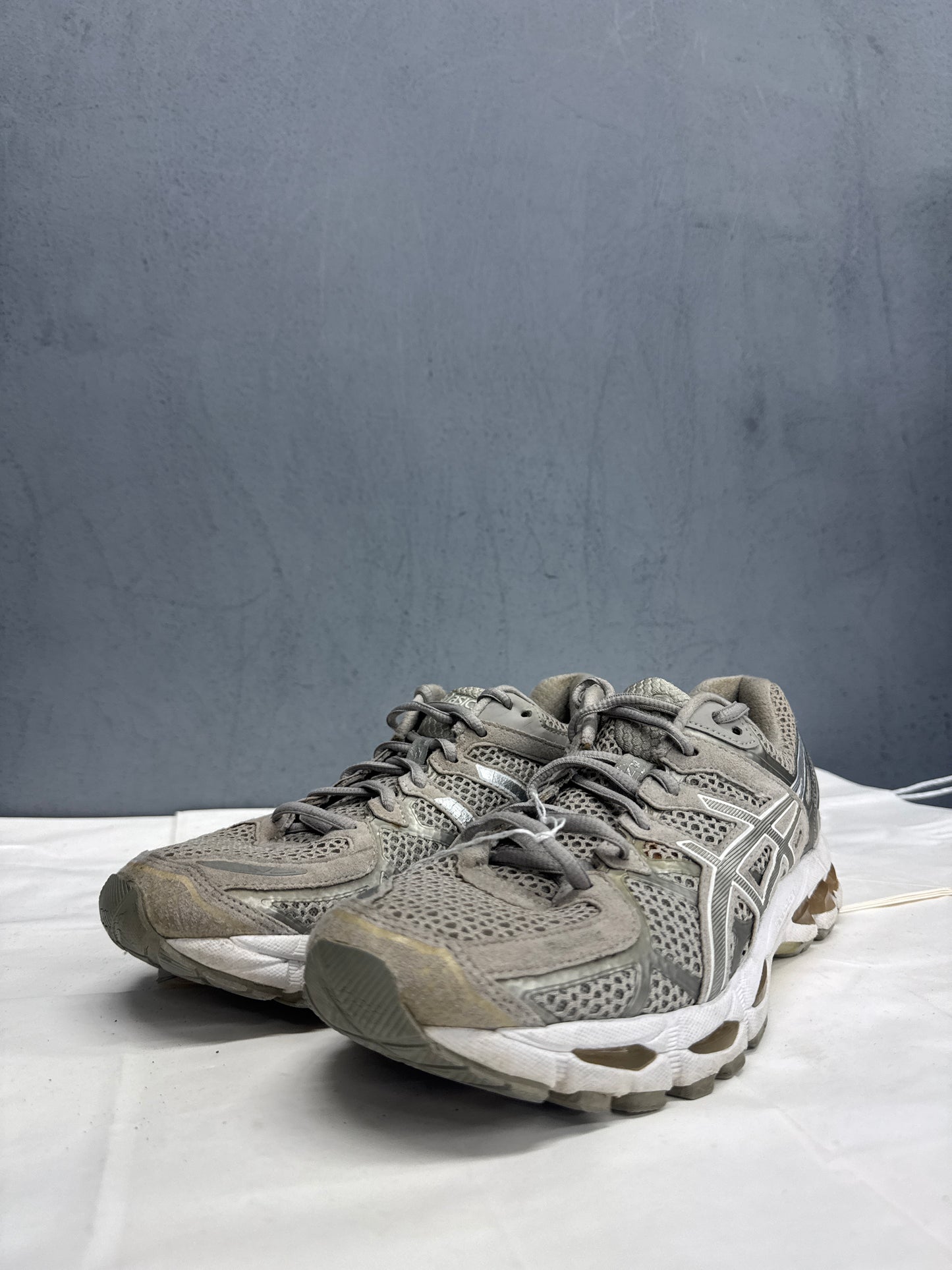 Used GEL-Kayano 21 Vanilla Beans Women's US Women's 9 - Men's 7.5