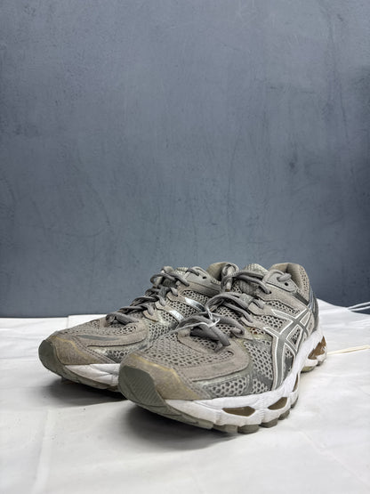 Used GEL-Kayano 21 Vanilla Beans Women's US Women's 9 - Men's 7.5
