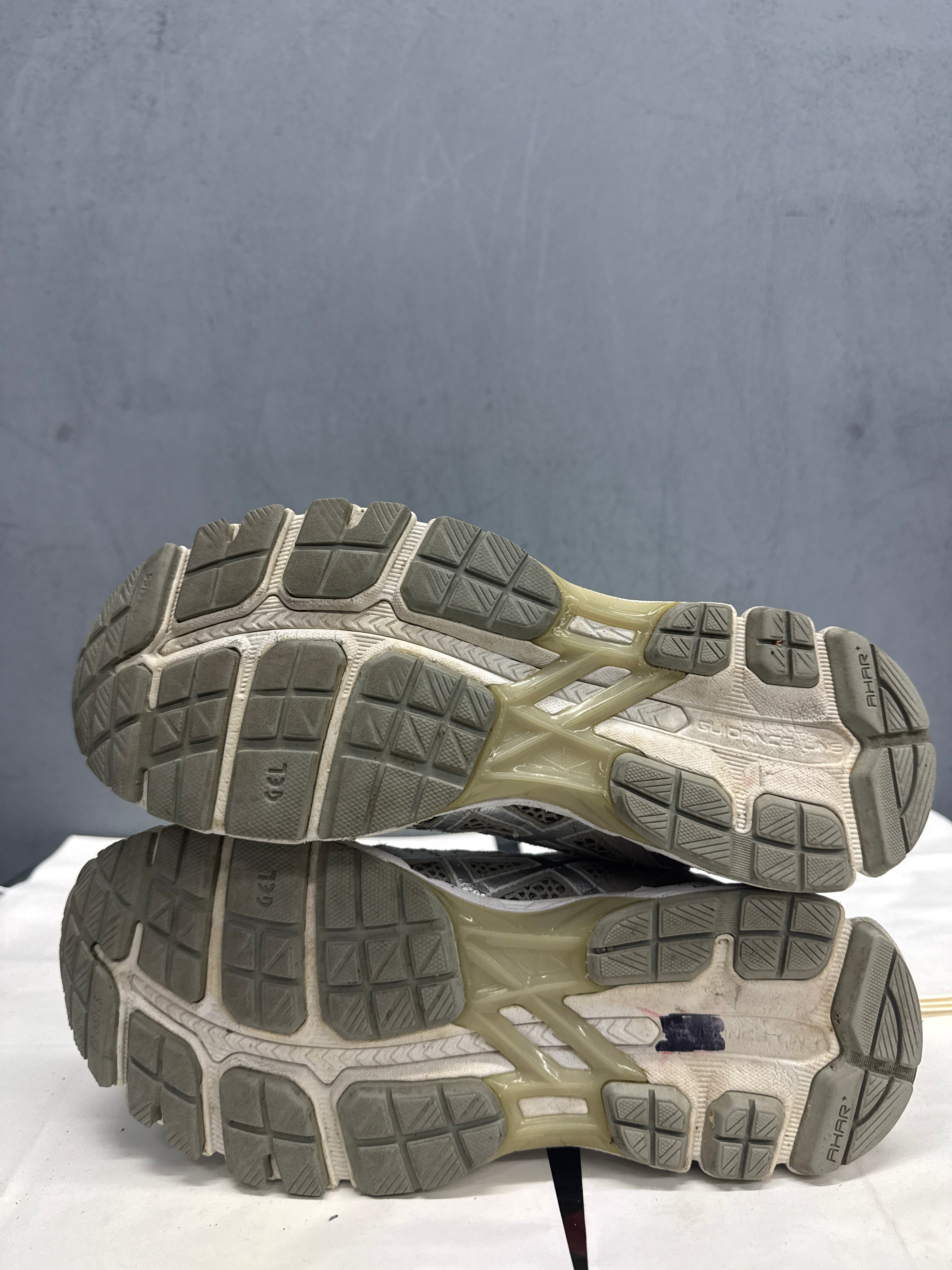 Used GEL-Kayano 21 Vanilla Beans Women's