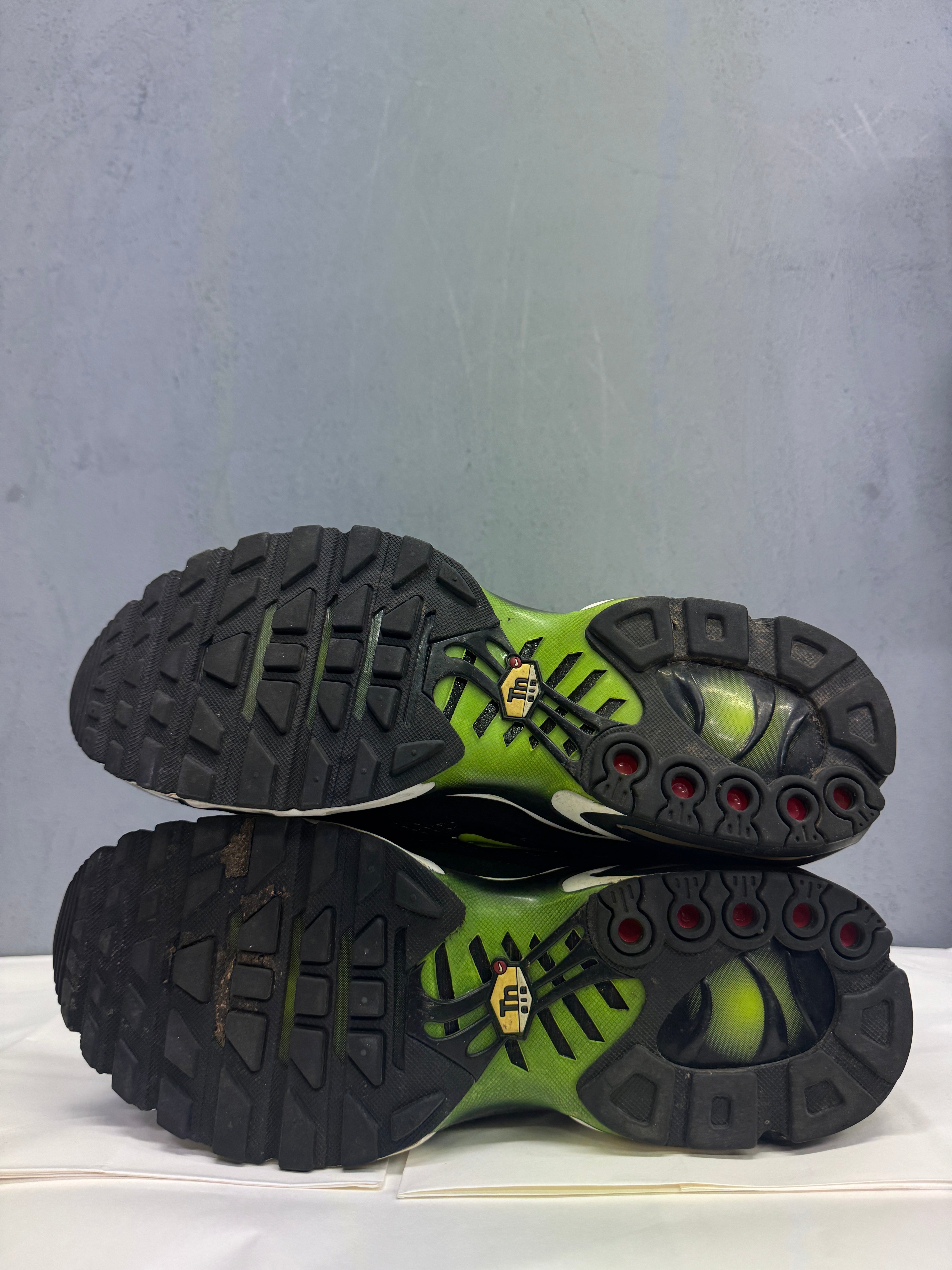 Used Nike Air Max Plus TN 'Black Volt Green'