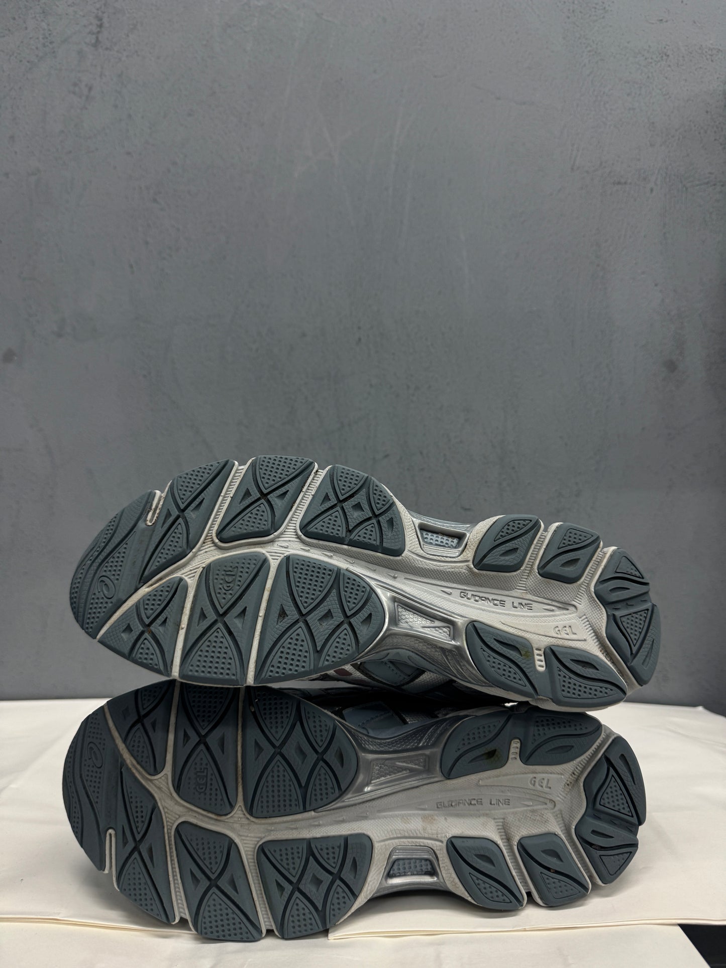 Used GEL-Nyc Blue Maroon US Men's 6.5 - Women's 8