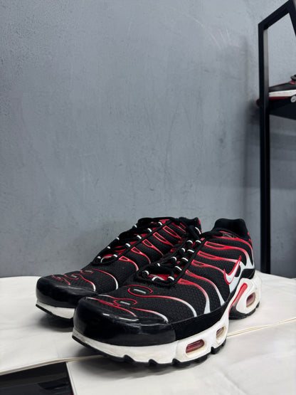 Used TN Black Red White 8