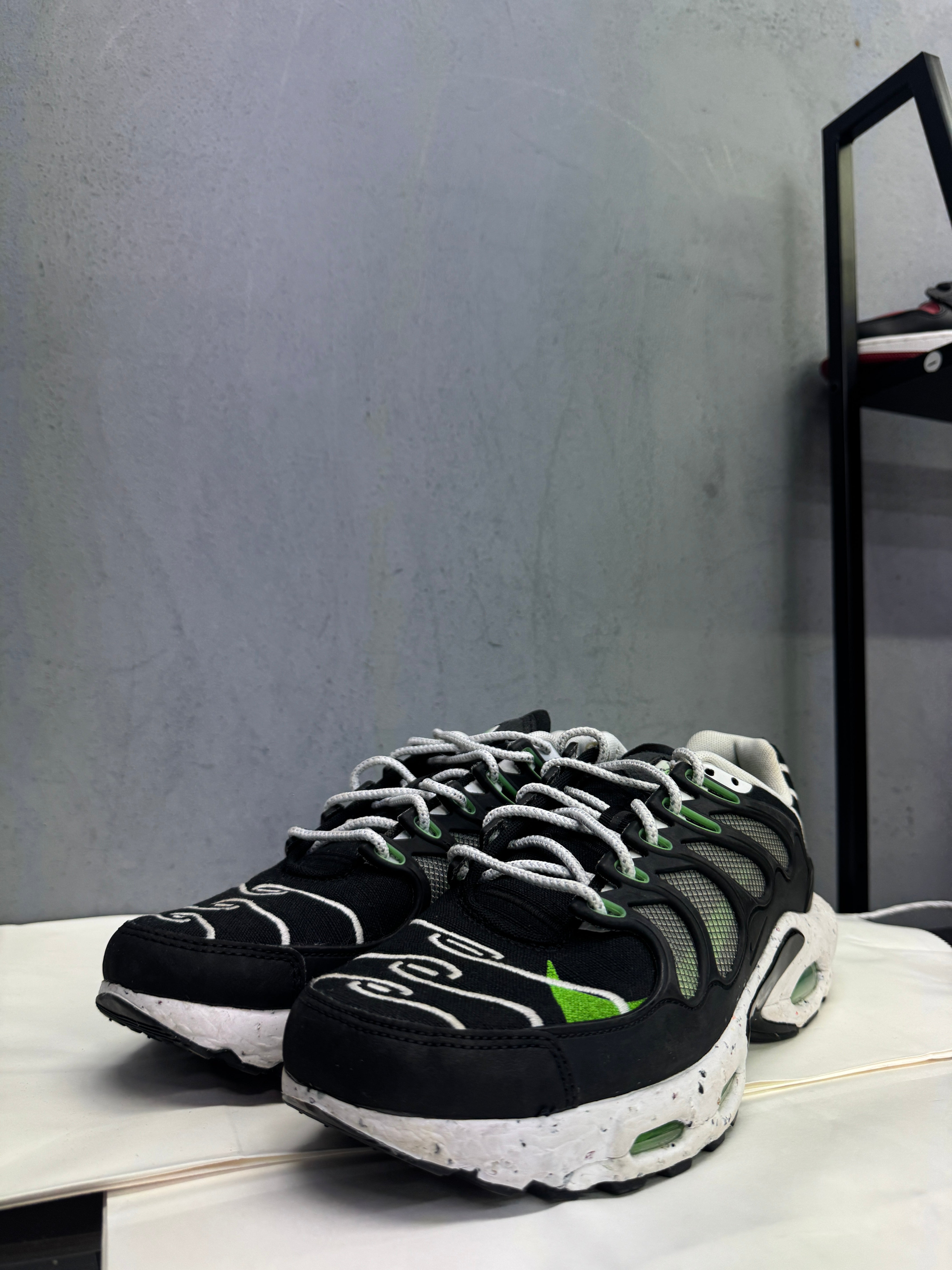 Used Air Max Terrascape Plus Black Green Strike