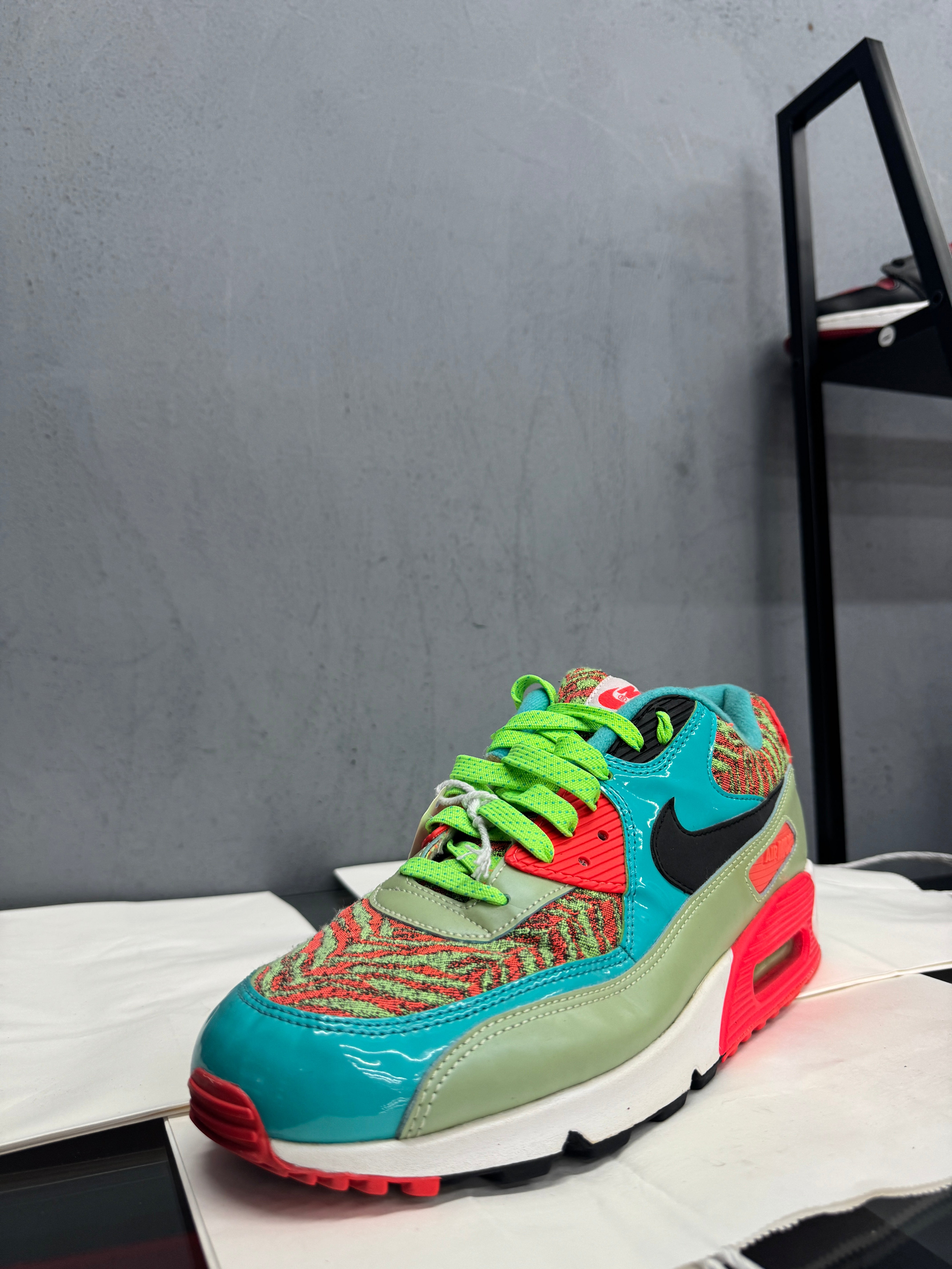 Used Air Max 90 Flash Lime