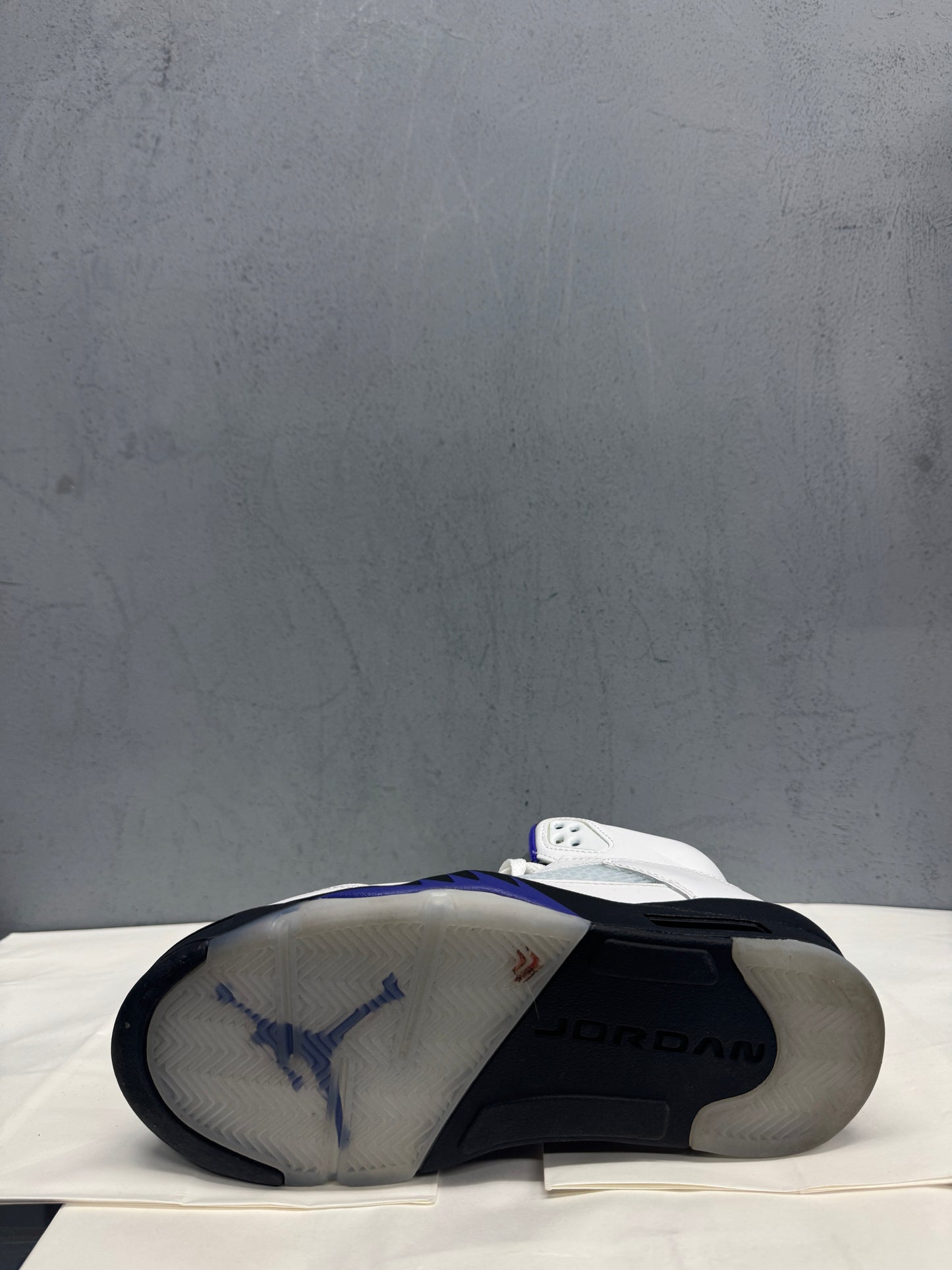 Used Jordan 5 Retro Dark Concord US Men's 7 - Women's 8.5