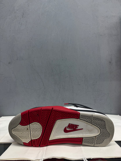 Used Jordan 4 Fire Red US Men's 10.5 - Women's 12