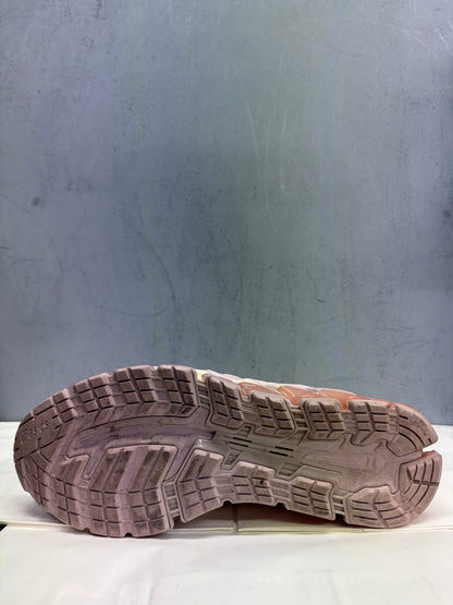 Used GEL-Quantum V Watershed Rose US Men's 9 - Women's 10.5