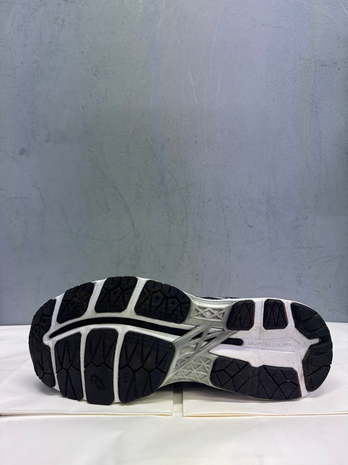 Used GEL-Kayano 23 Black Silver US Men's 8.5 - Women's 10