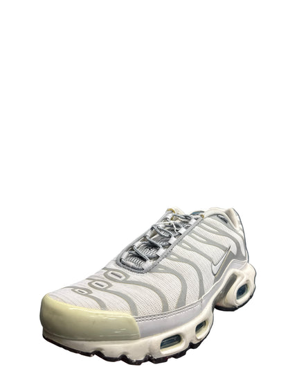 Used TN Grind Light Smoke Grey US Men's 8 - Women's 9.5